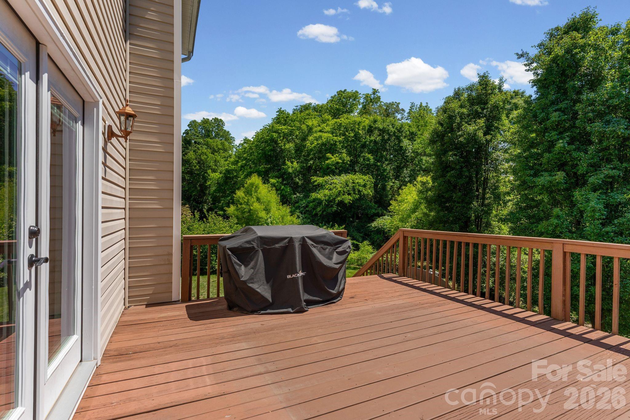 220 Lake Dale Court — Clemmons