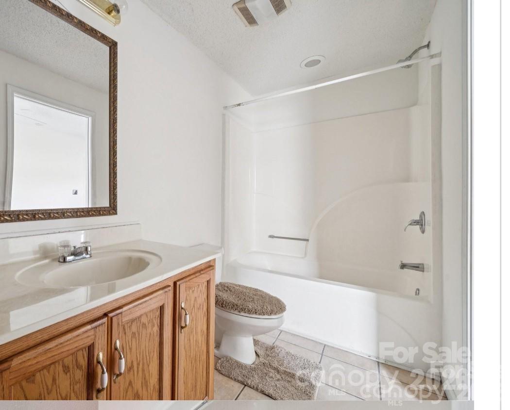 411 Central Avenue S — Landis