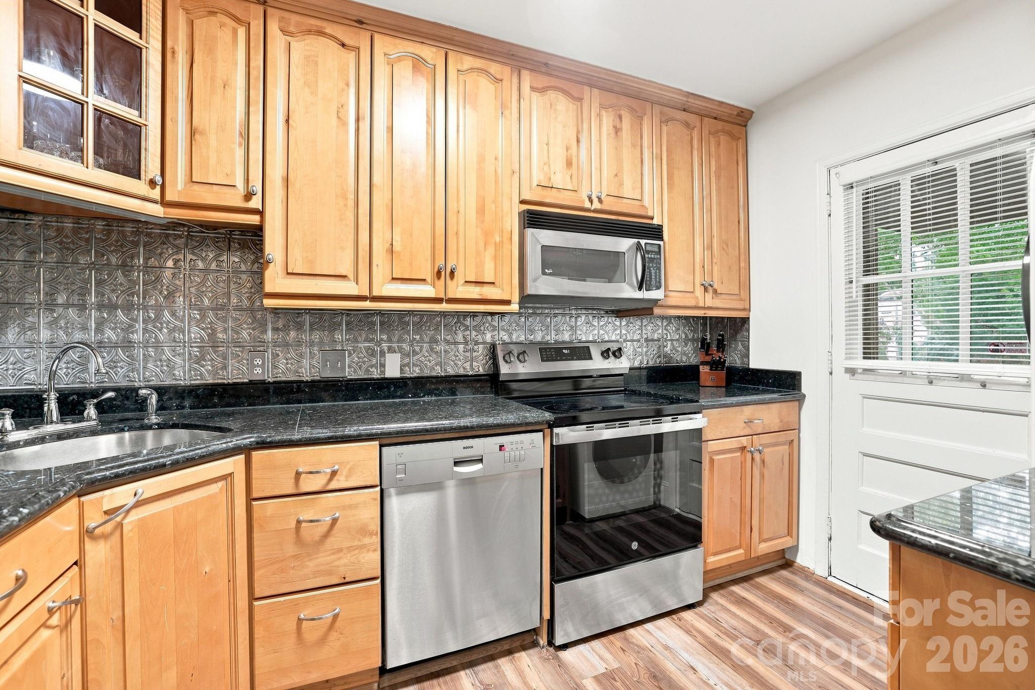 200 N Laurel Avenue #15B — Charlotte