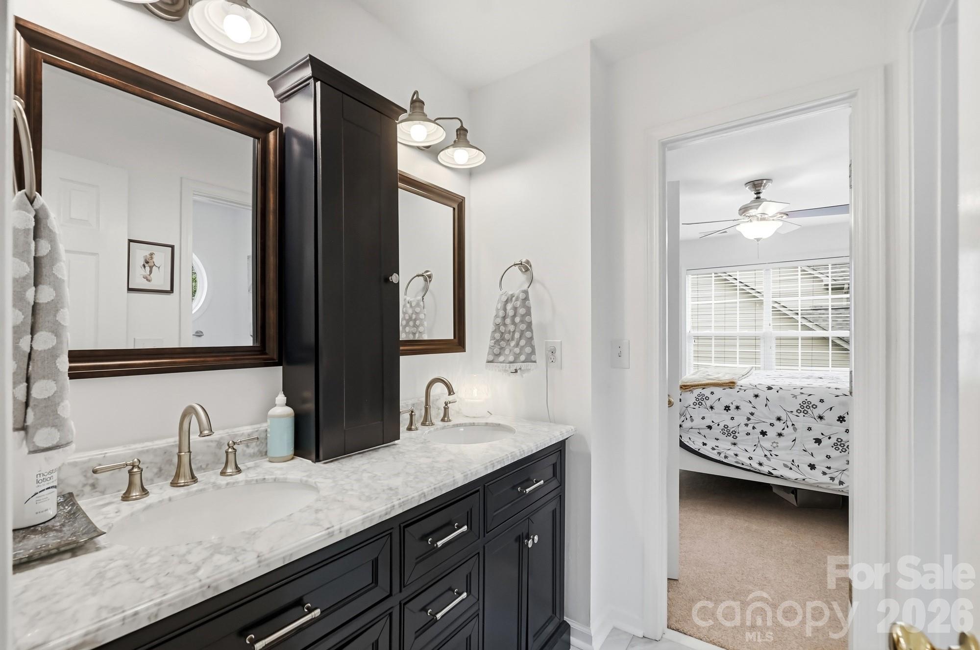 12609 Kemerton Lane — Huntersville