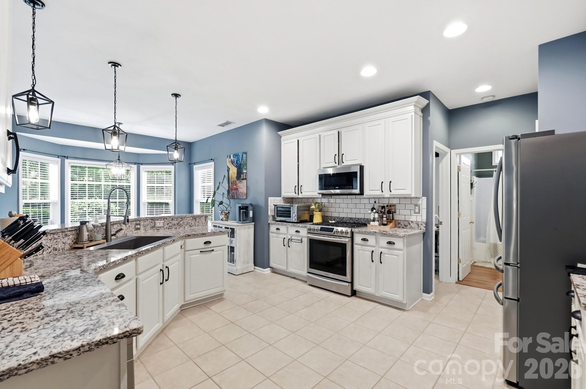 12609 Kemerton Lane — Huntersville