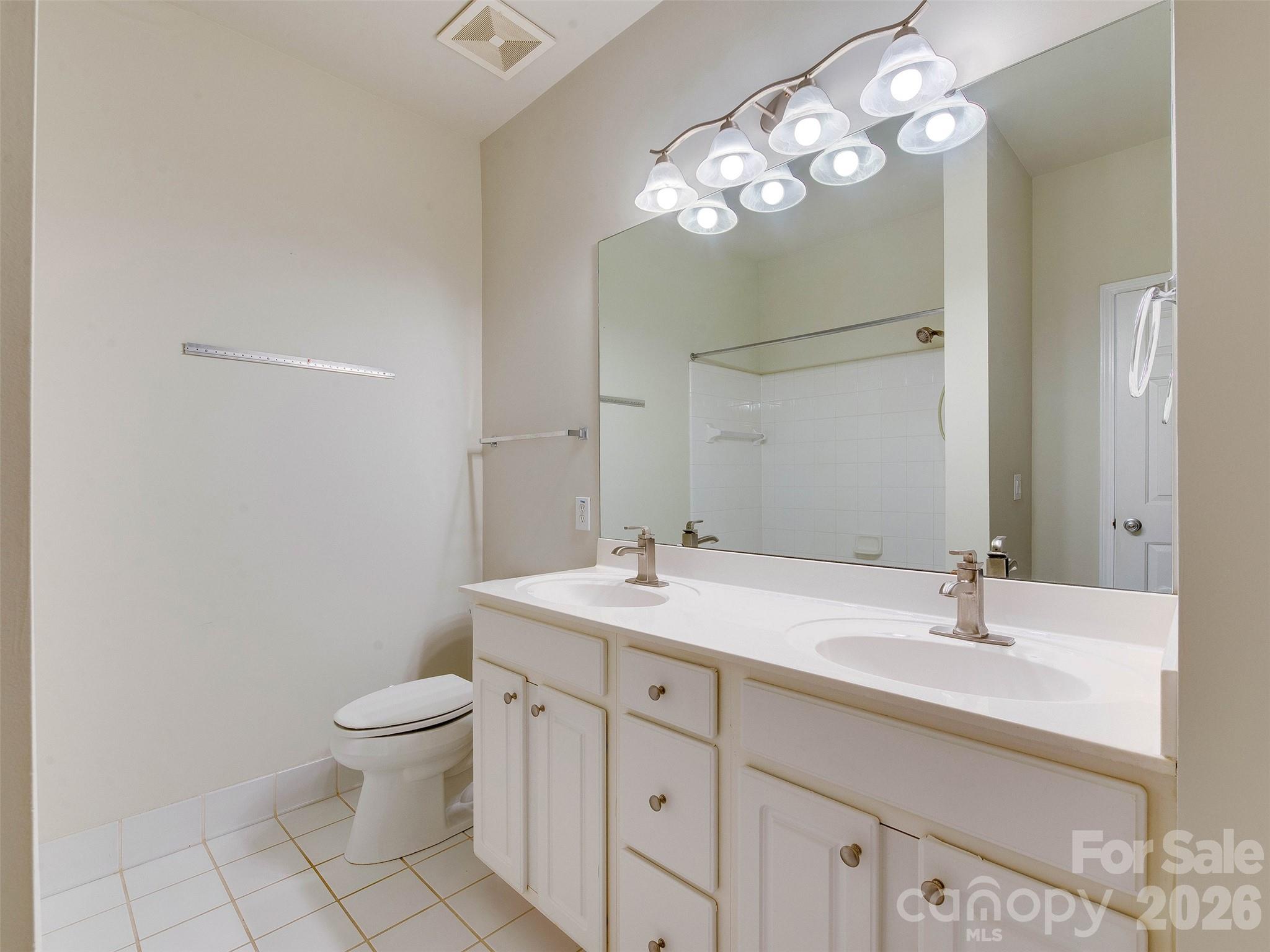 400 Clarice Avenue #175 — Charlotte