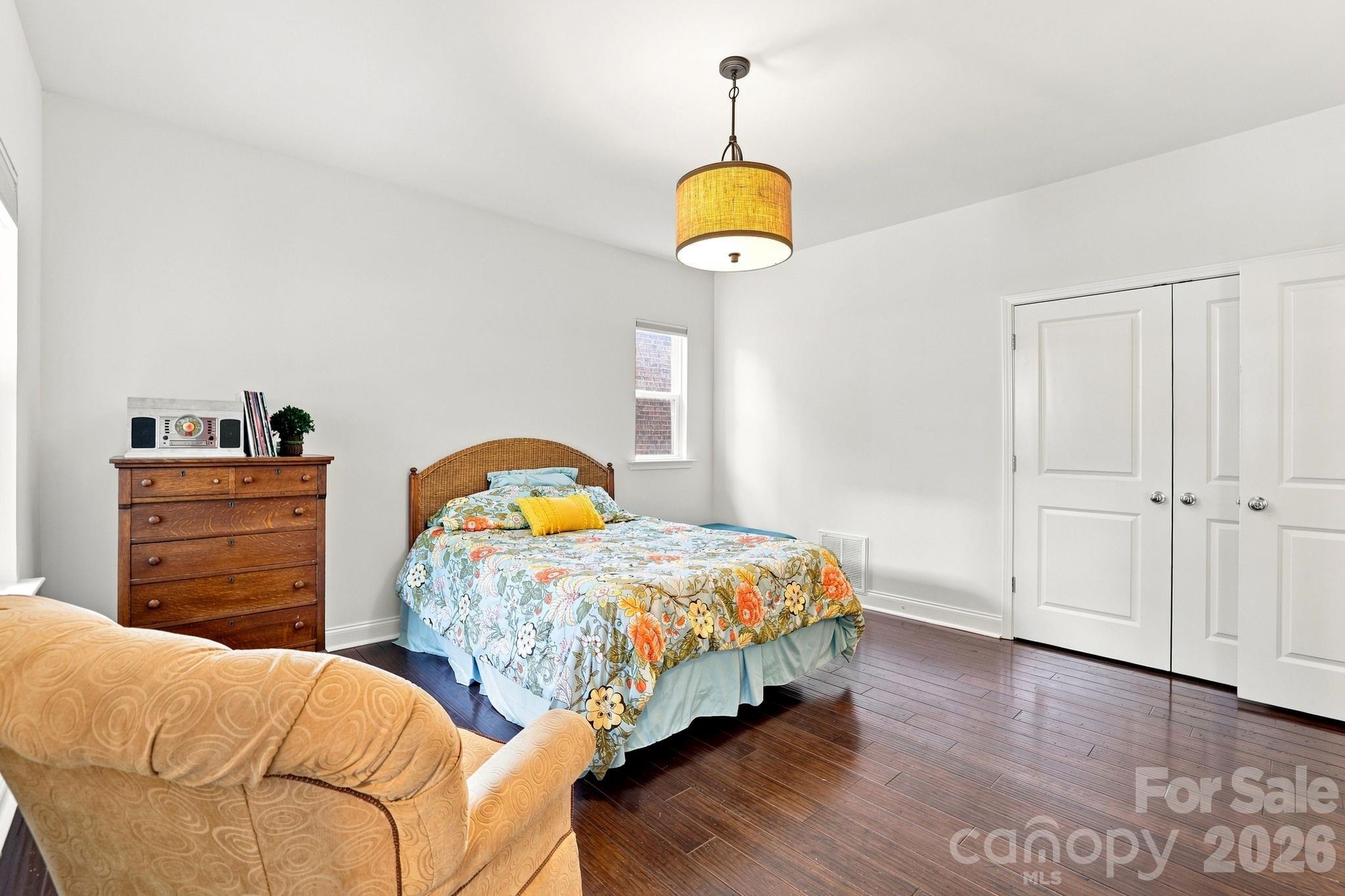400 Belton Street — Charlotte