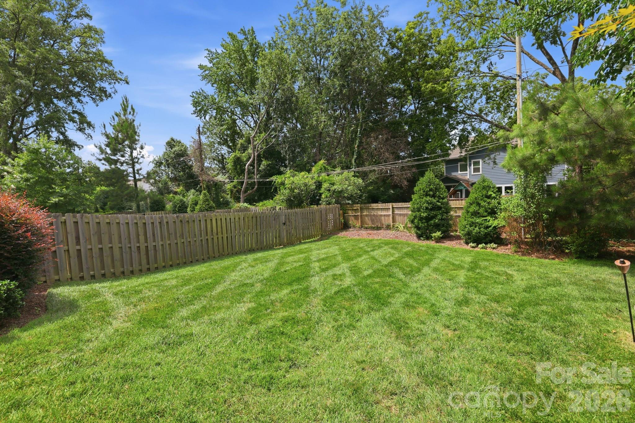 400 Belton Street — Charlotte