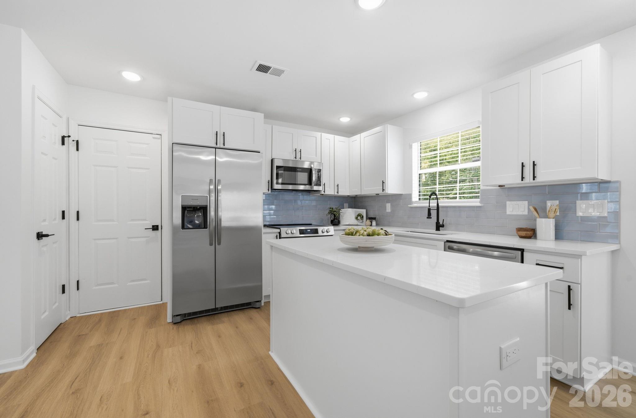 4611 Rock Stream Drive — Charlotte