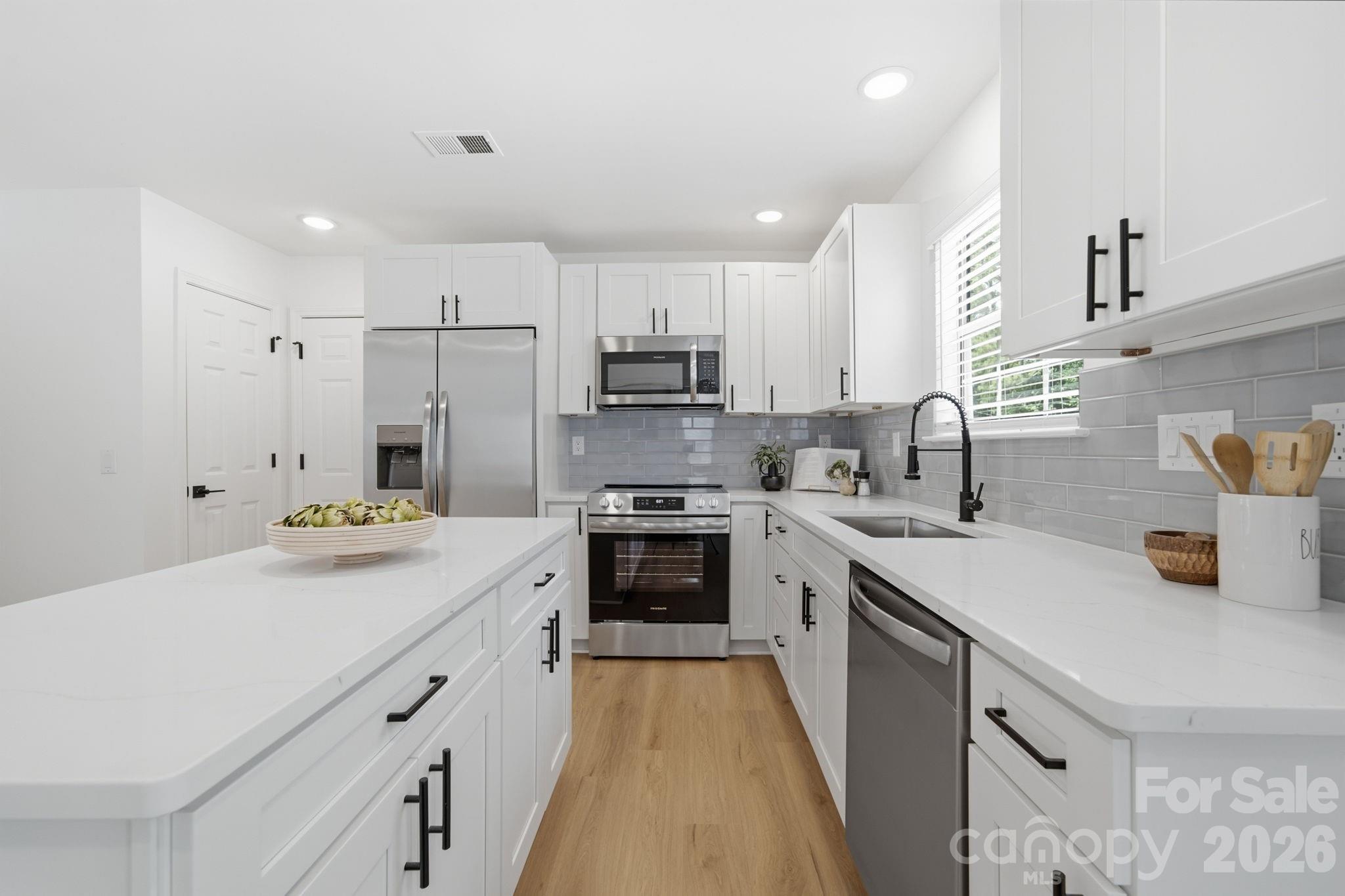 4611 Rock Stream Drive — Charlotte