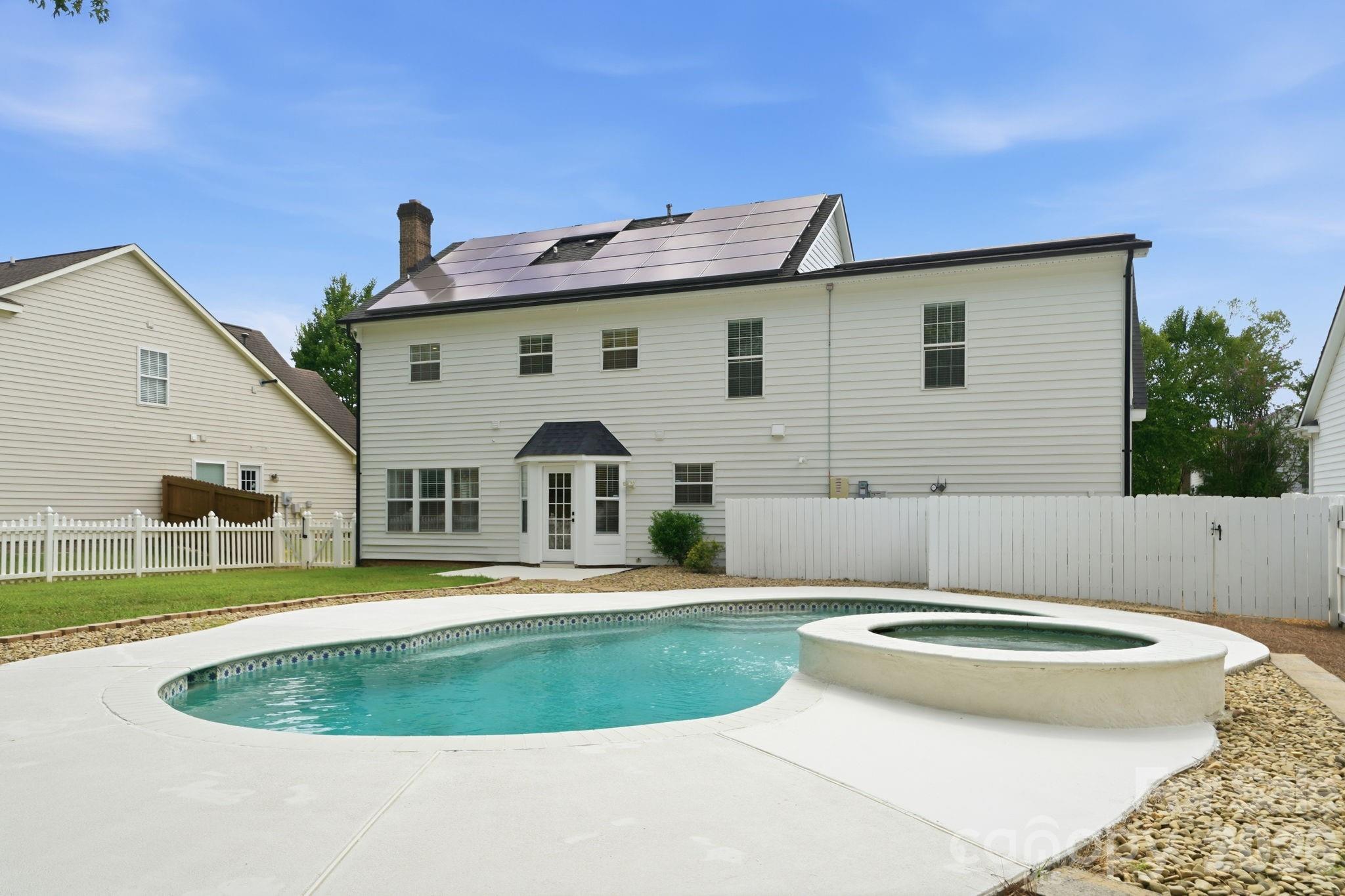 4611 Rock Stream Drive — Charlotte