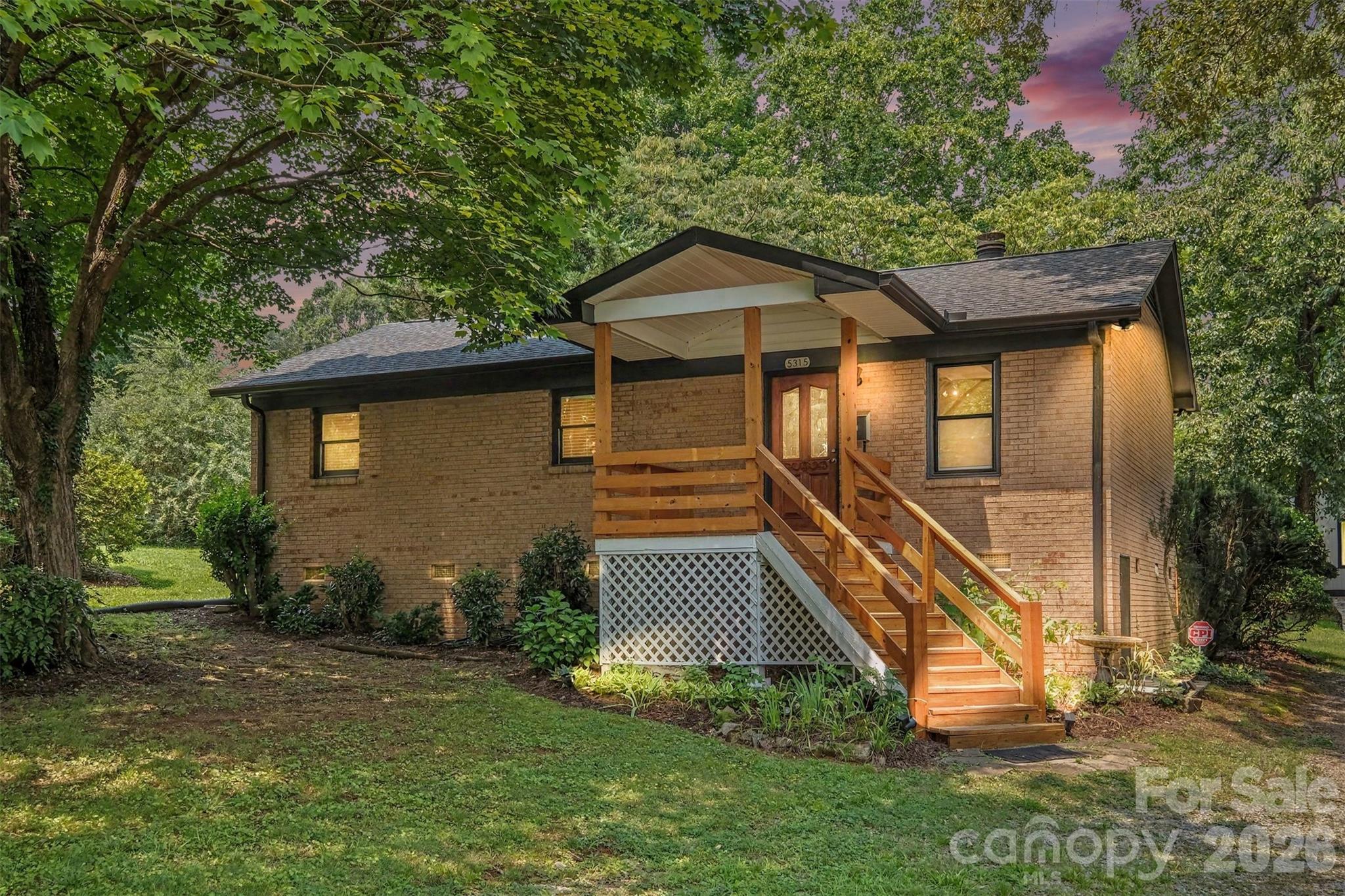 5315 Ruth Drive — Charlotte