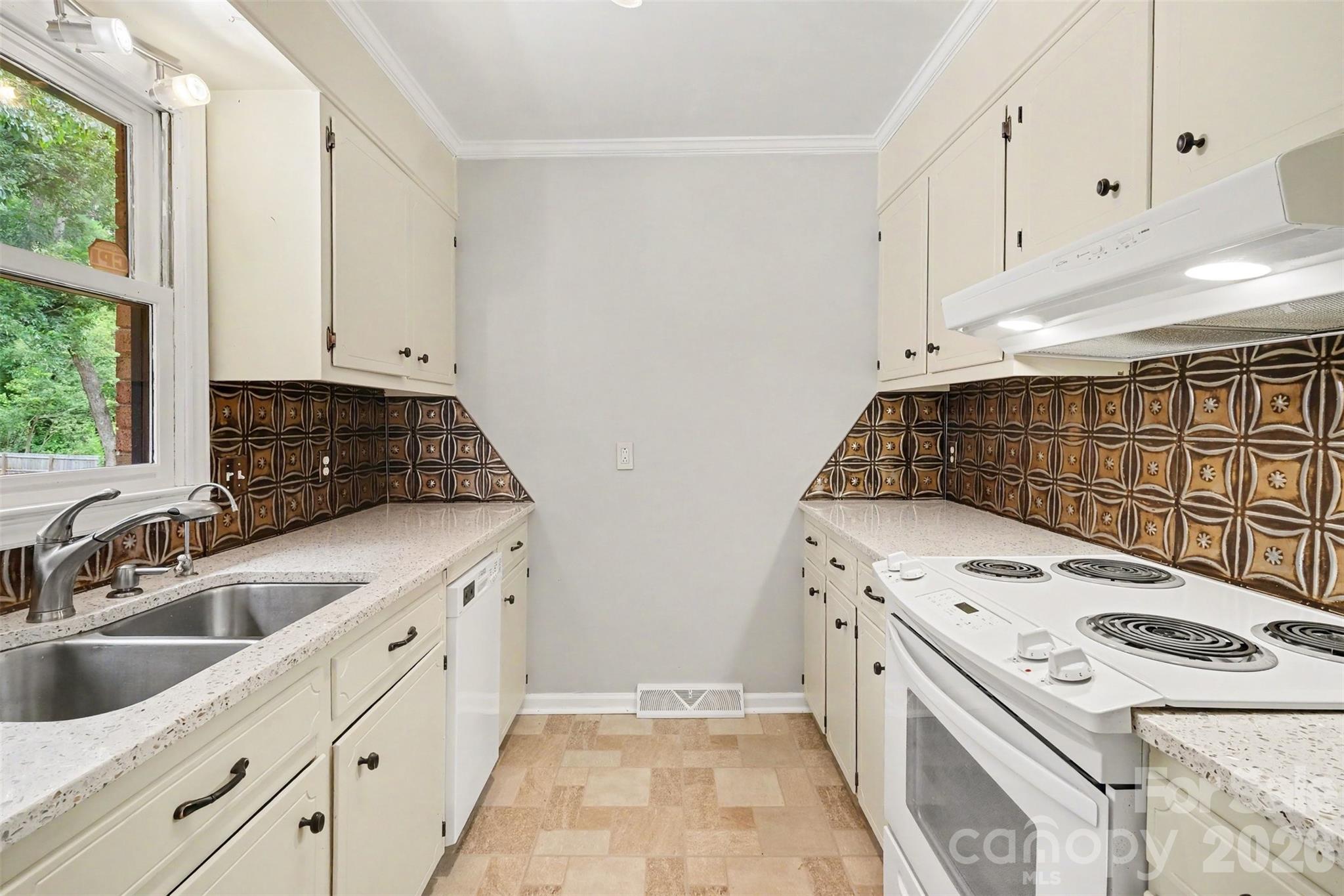 5315 Ruth Drive — Charlotte