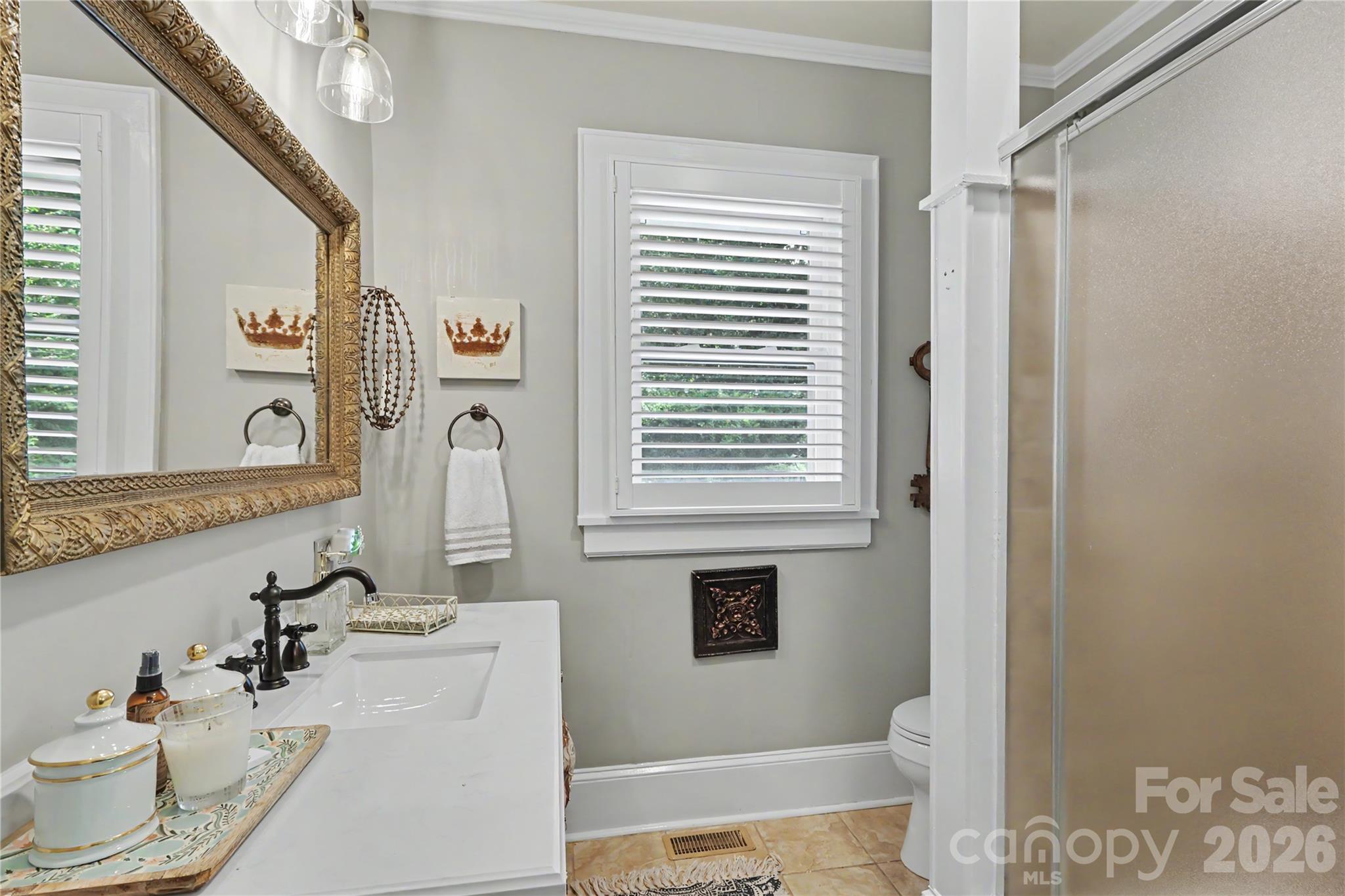 2527 Sharon Road — Charlotte