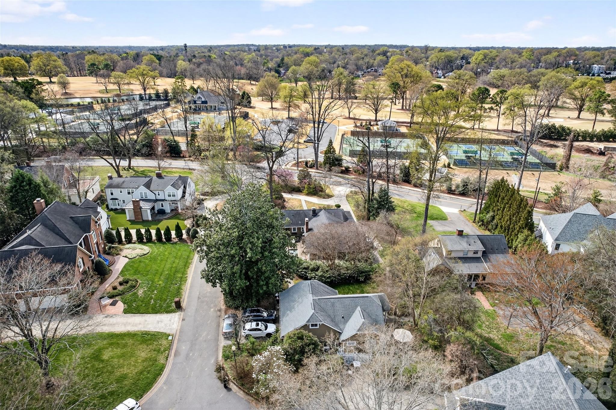2527 Sharon Road — Charlotte