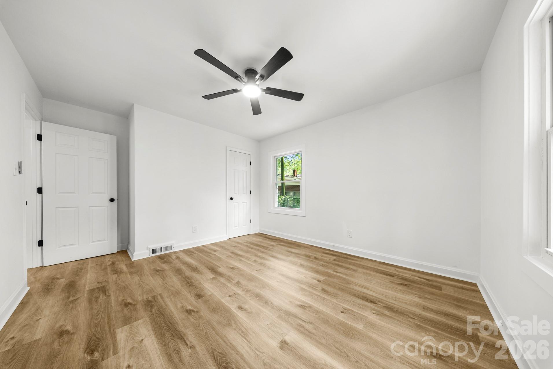2500 Markham Court — Charlotte