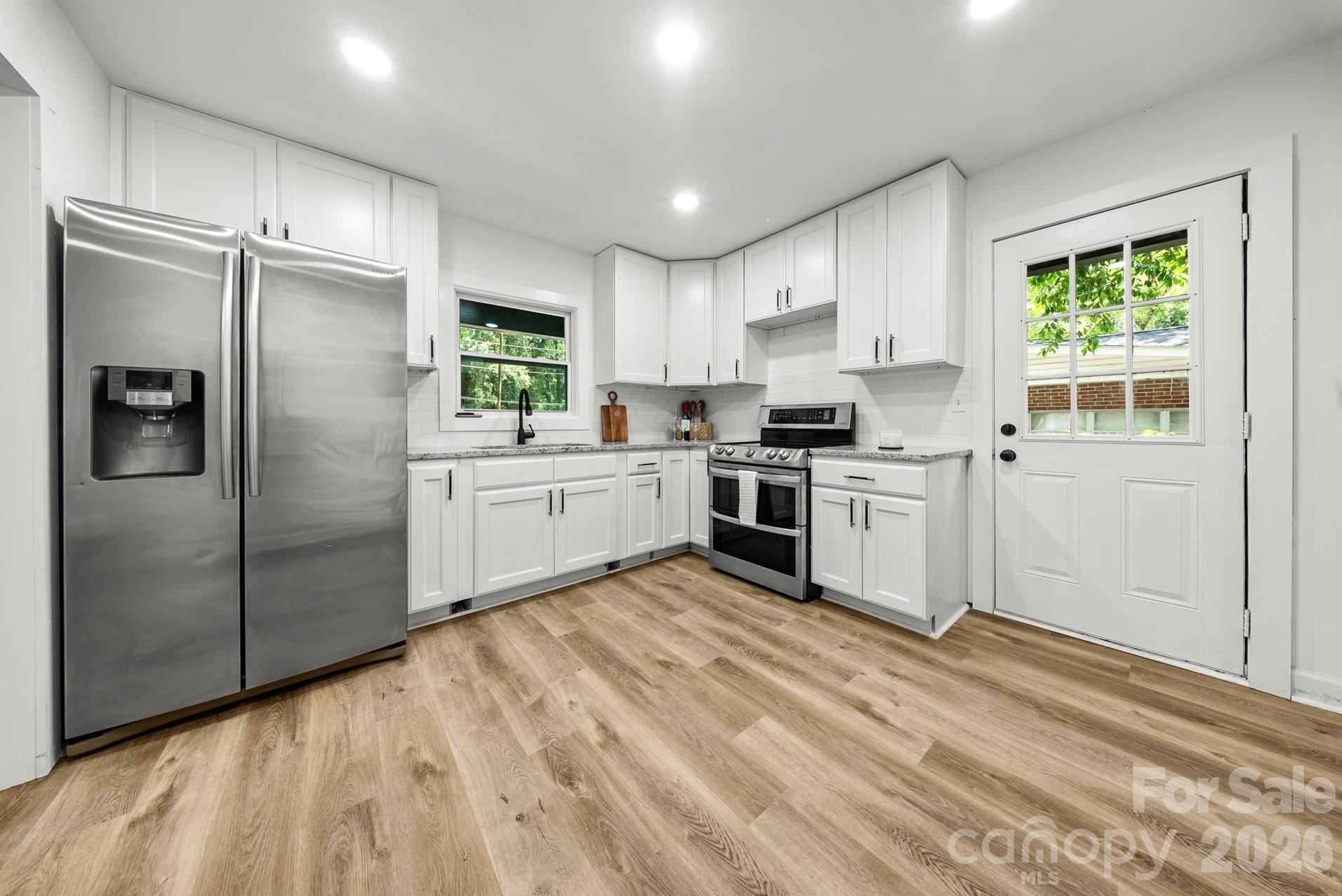 2500 Markham Court — Charlotte