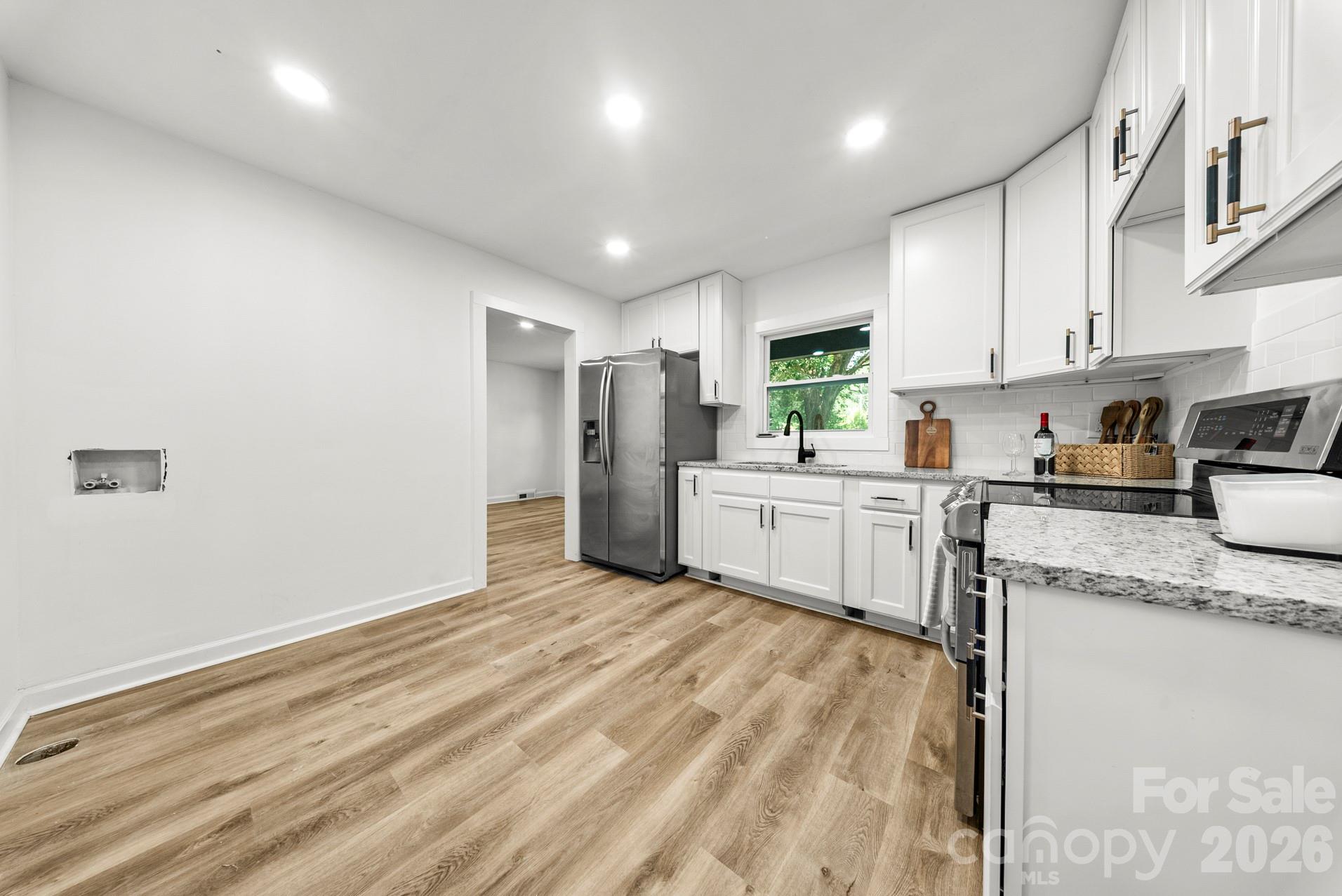 2500 Markham Court — Charlotte
