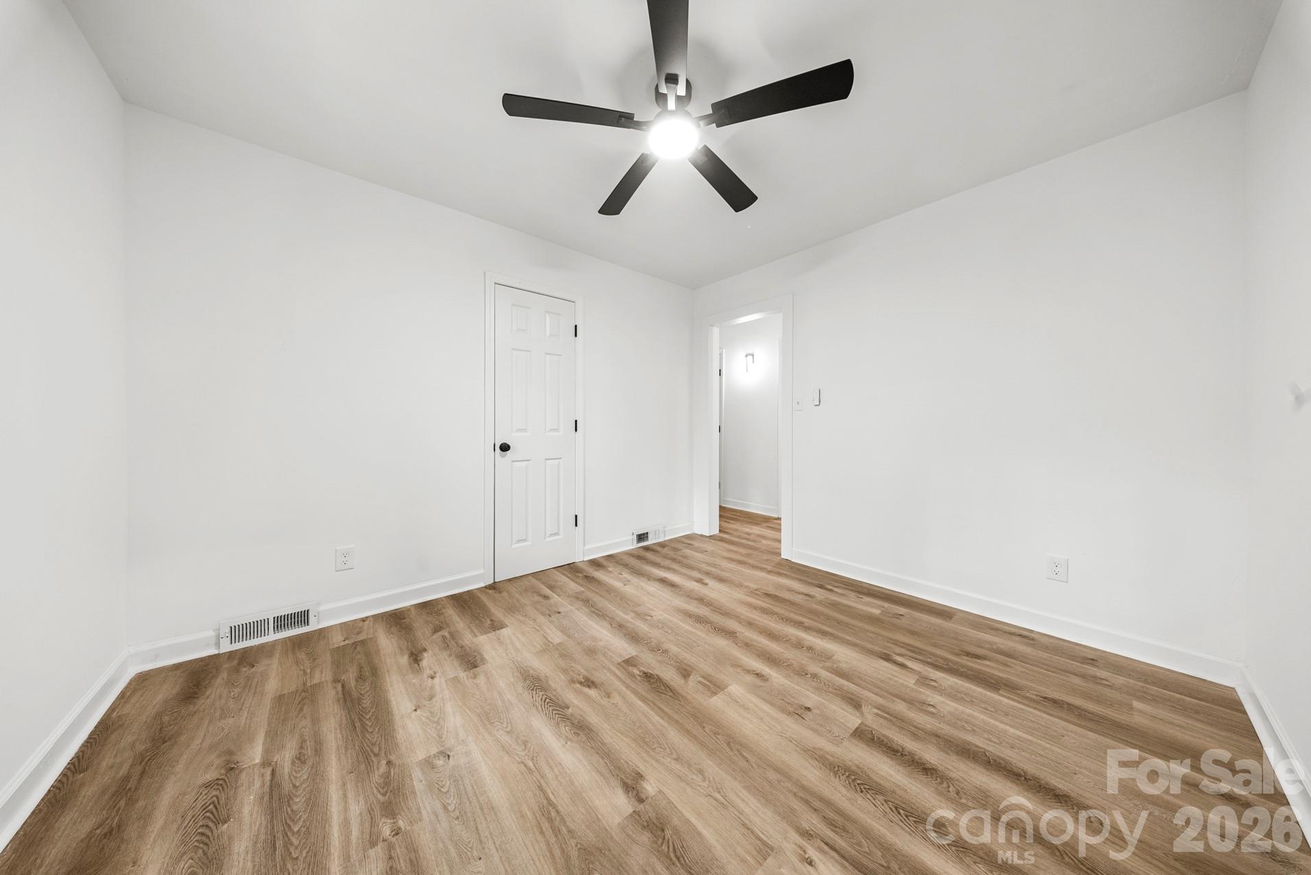 2500 Markham Court — Charlotte