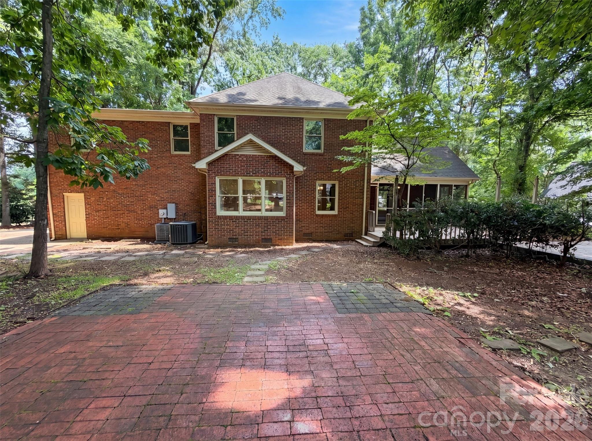 1711 Hickory Ridge Road — Rock Hill