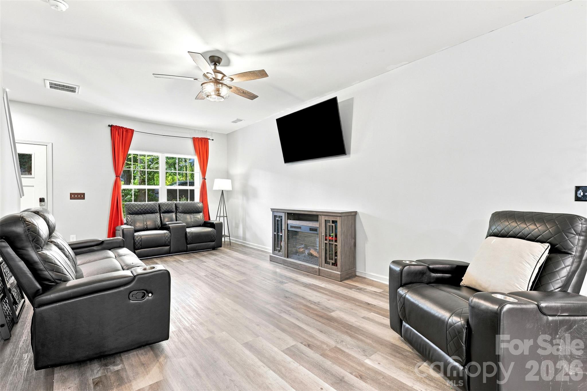 313 Bell Street — Mount Holly