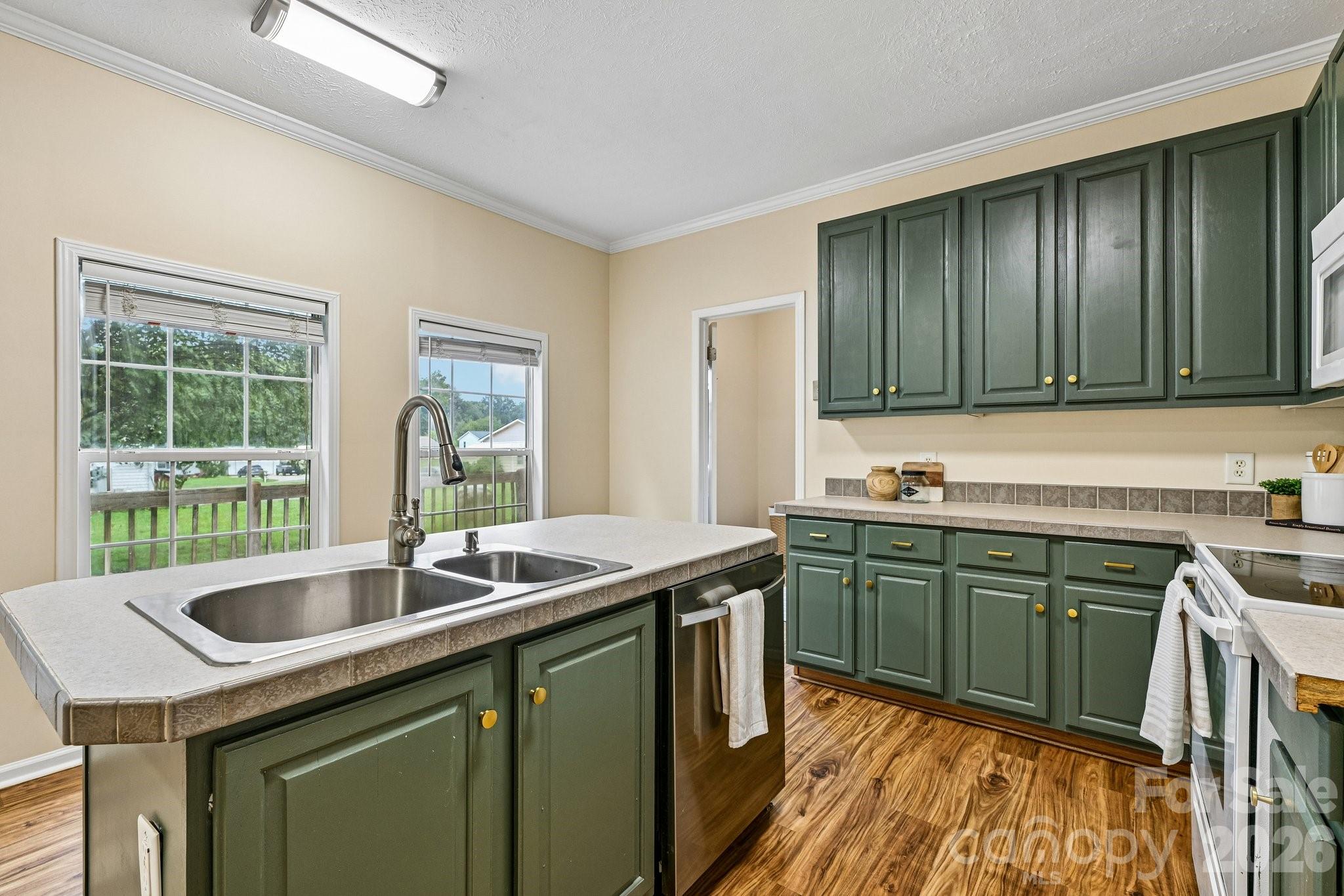 108 Grand Acres Lane — Maiden