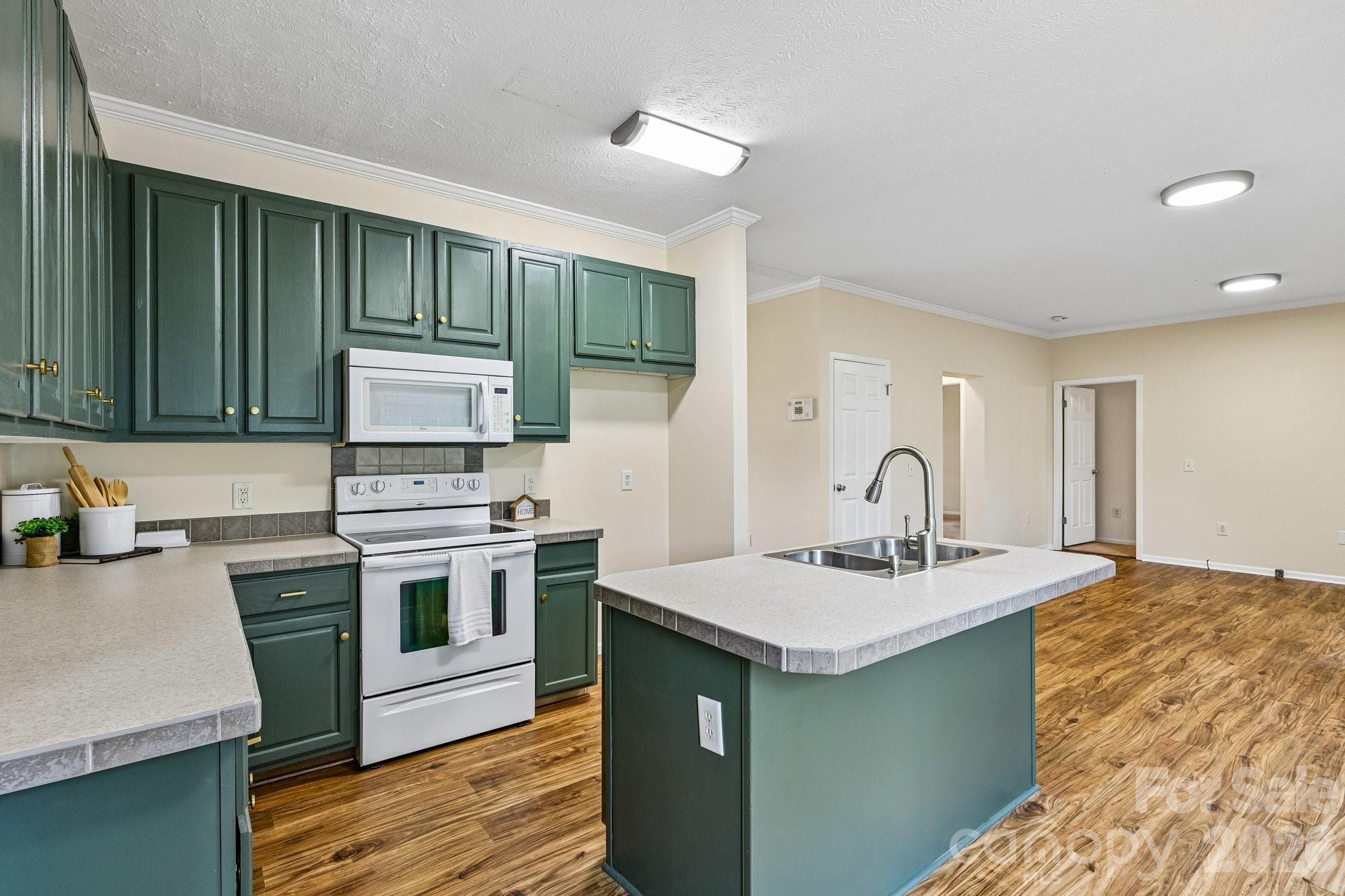 108 Grand Acres Lane — Maiden