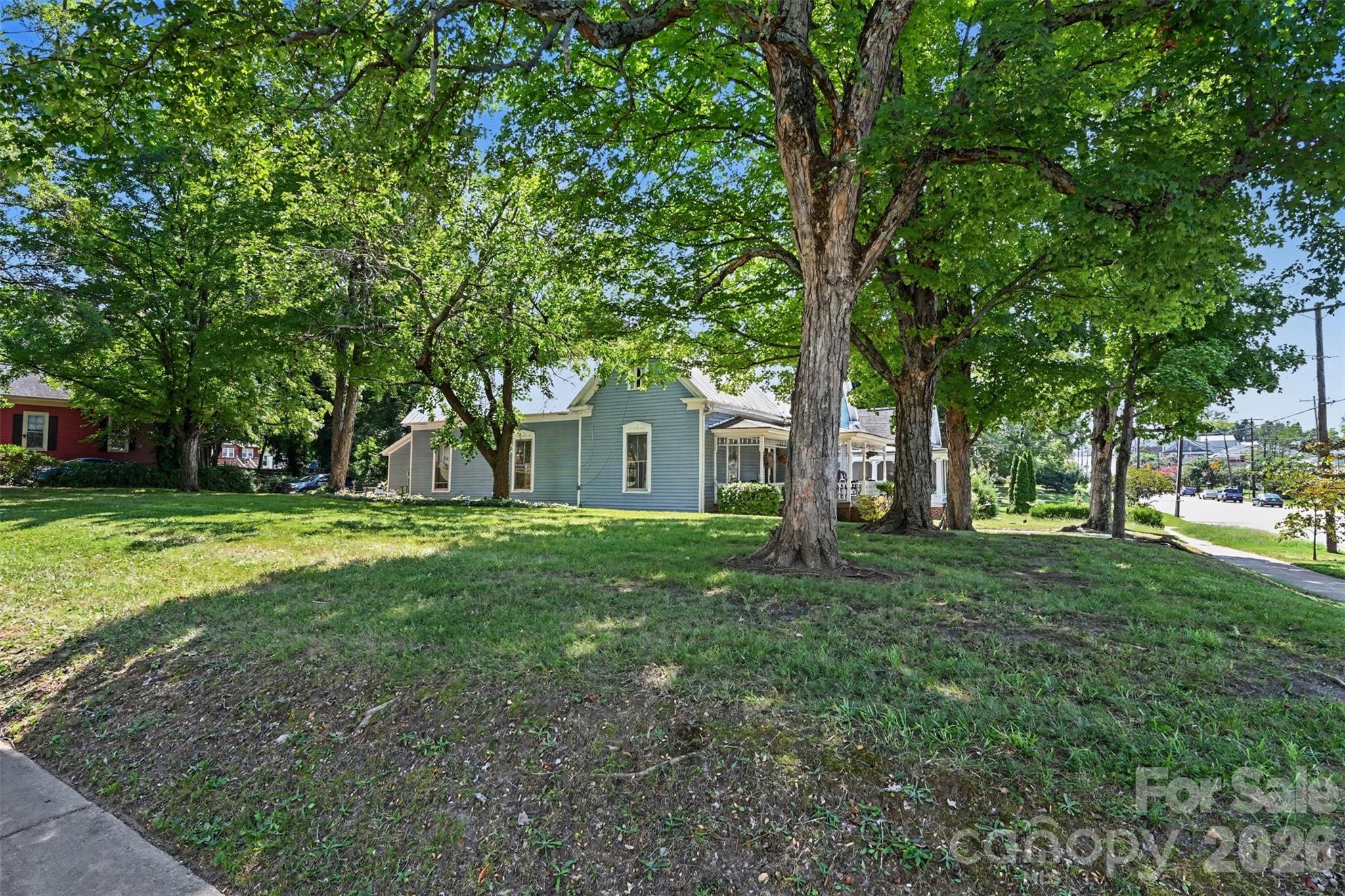 821 N MAIN Street — Salisbury