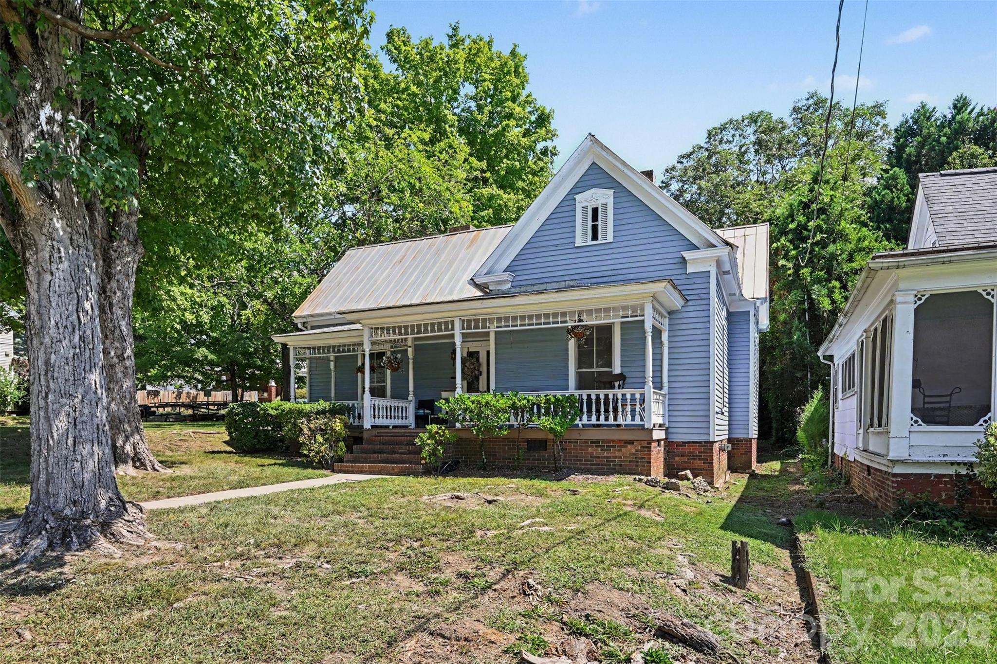 821 N MAIN Street — Salisbury
