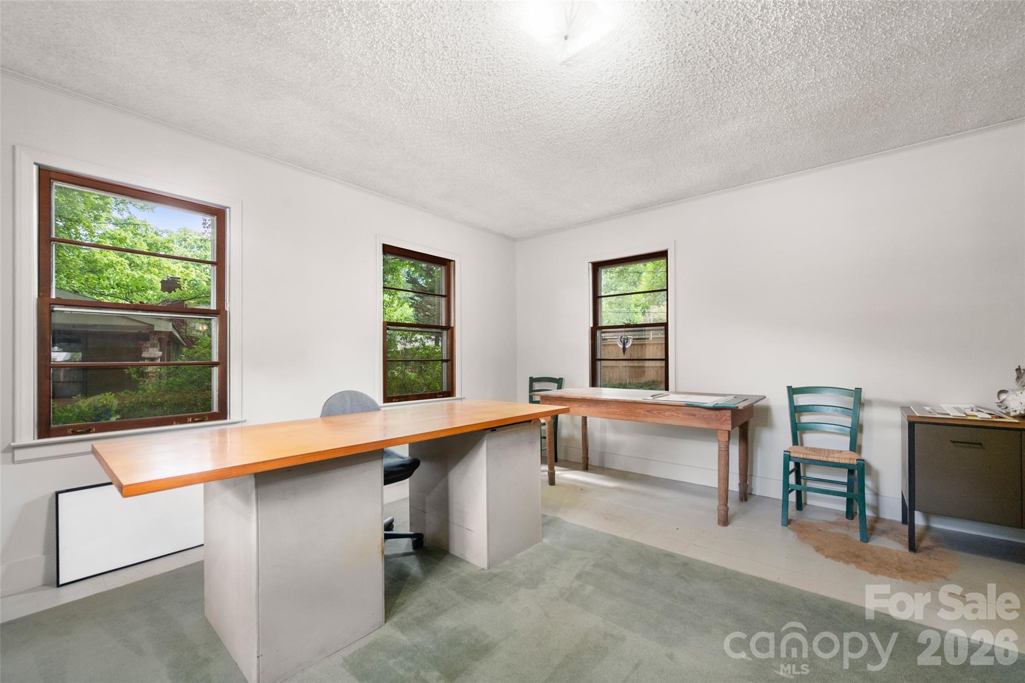 2911 Enfield Road — Charlotte