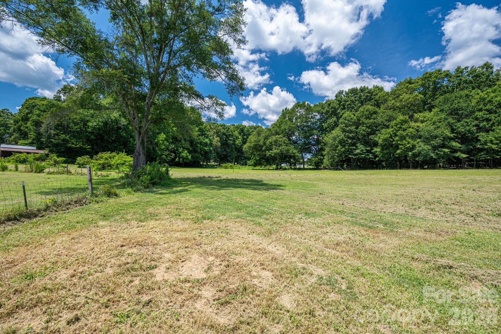 744 S Grove Street Extension — Lincolnton