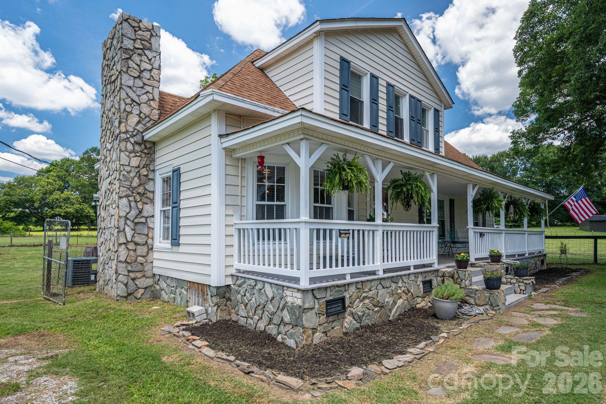744 S Grove Street Extension — Lincolnton