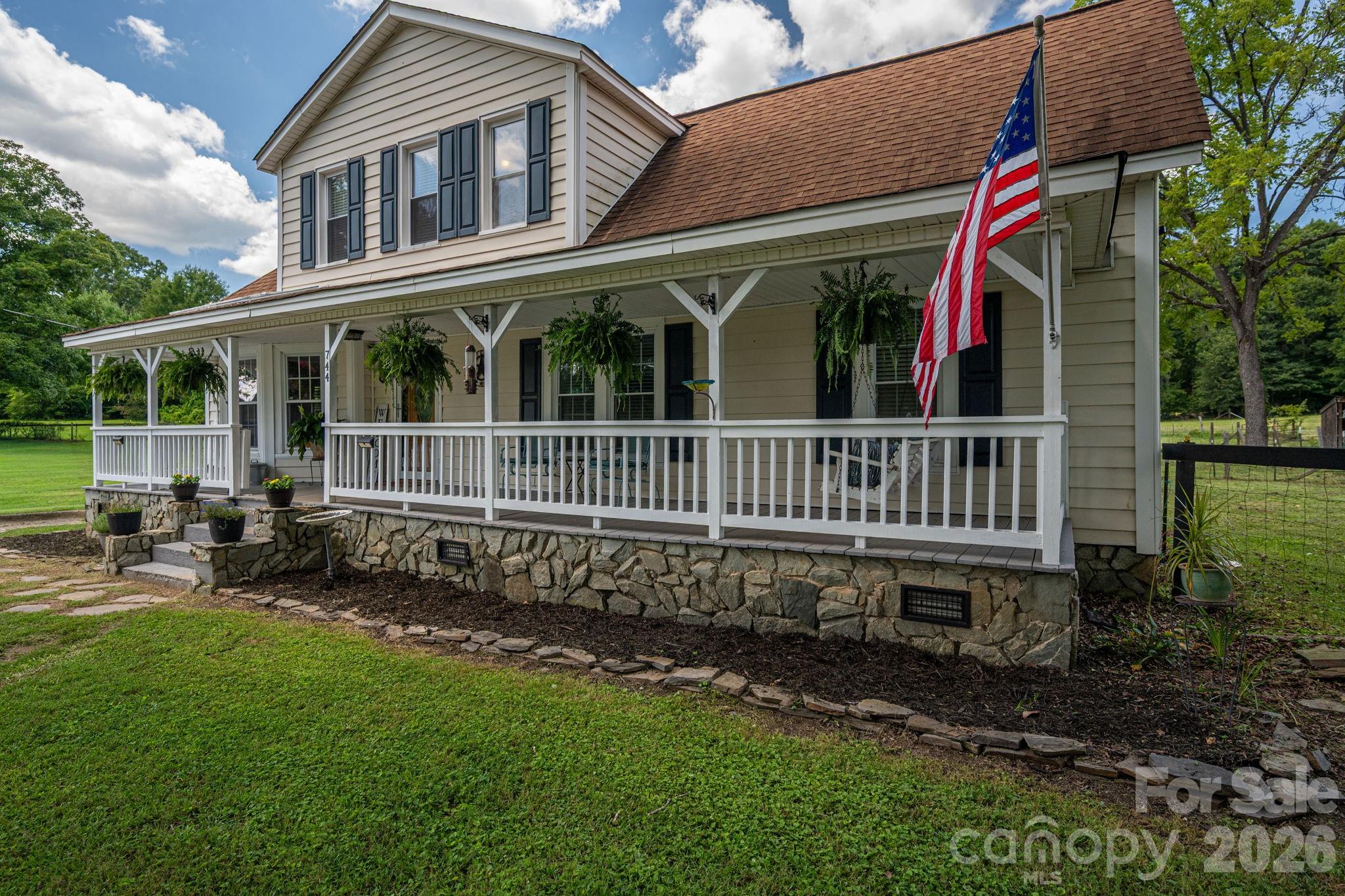 744 S Grove Street Extension — Lincolnton