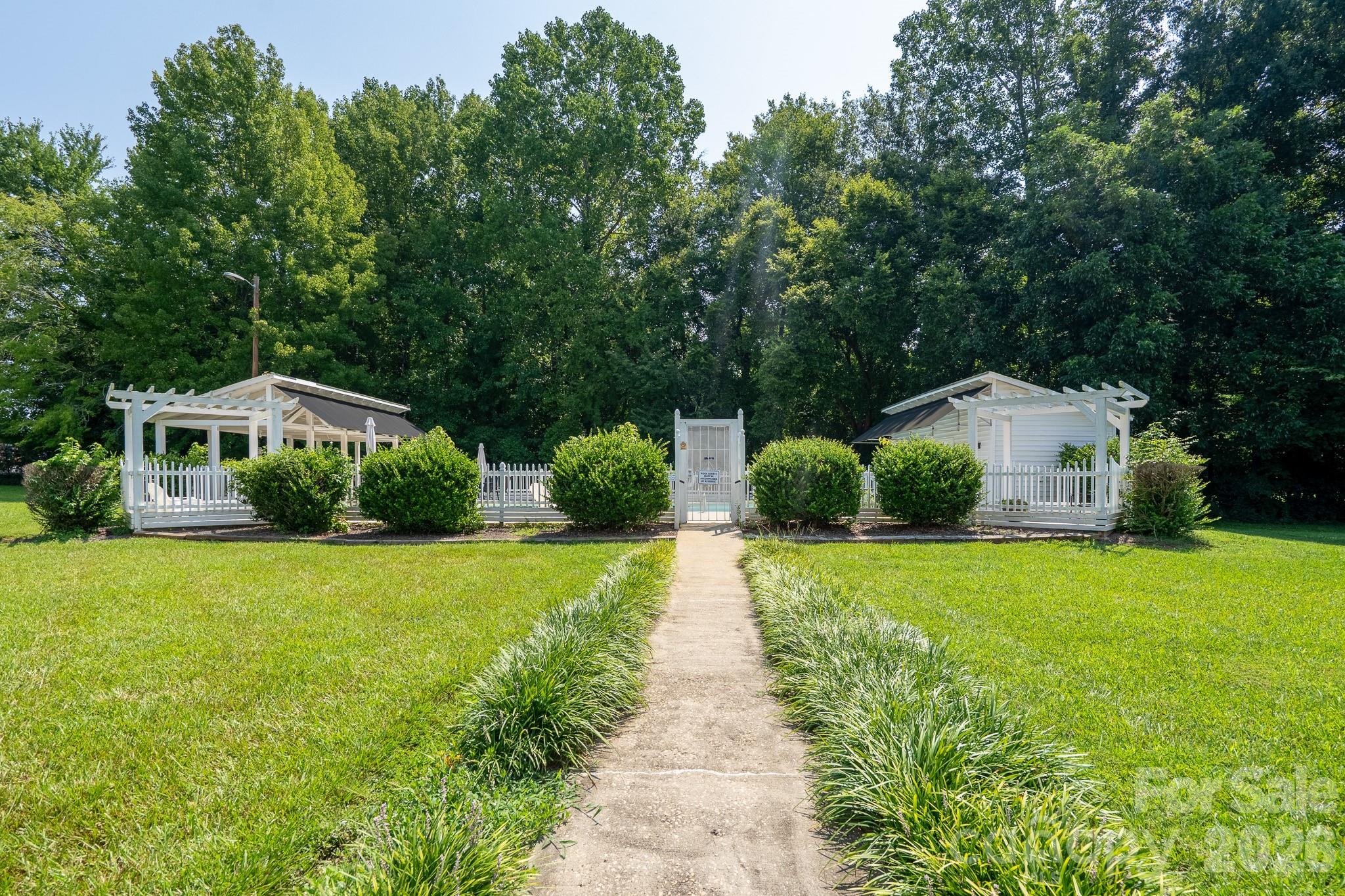 109 Stroupe Road #E — Gastonia