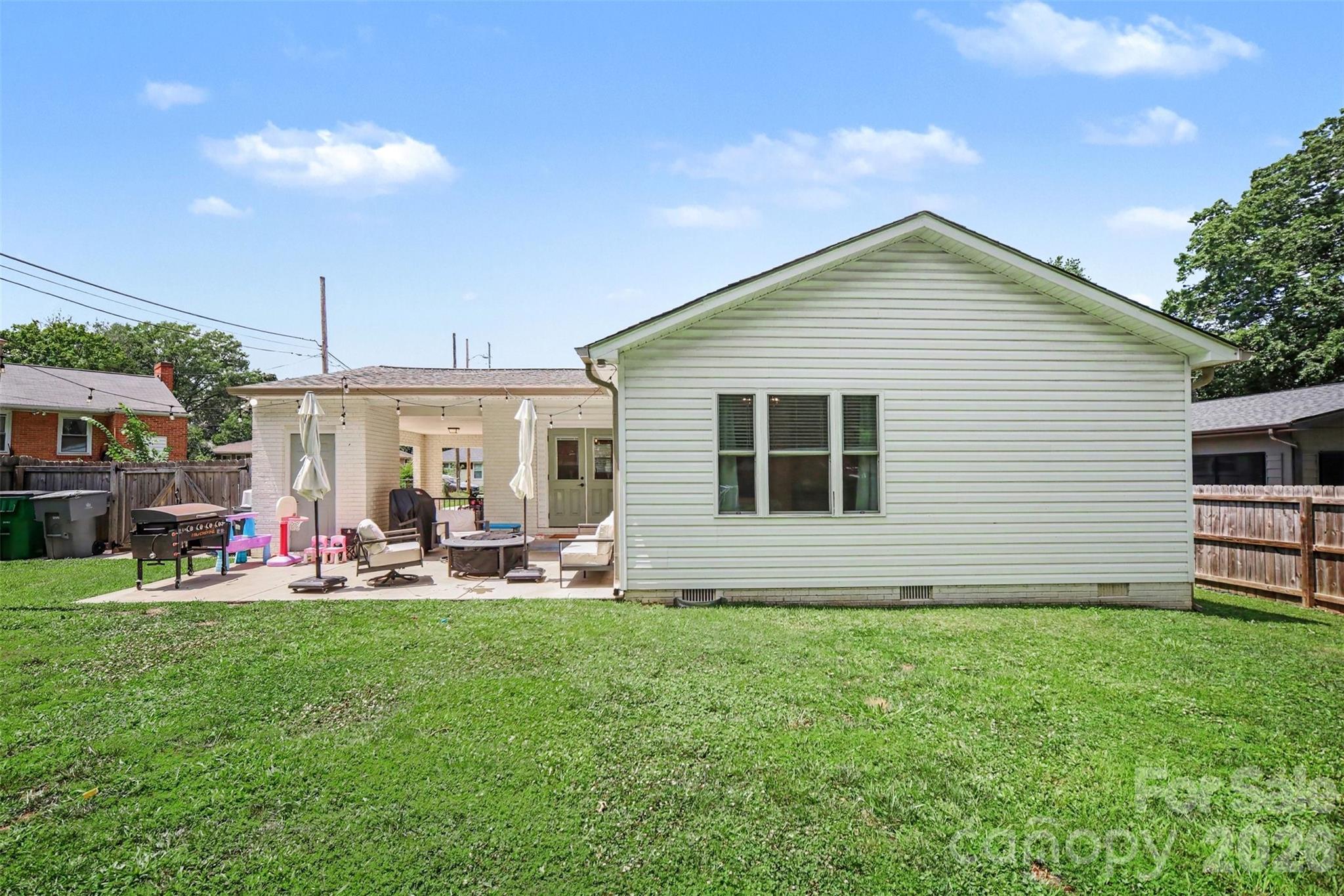 3633 Conway Avenue — Charlotte
