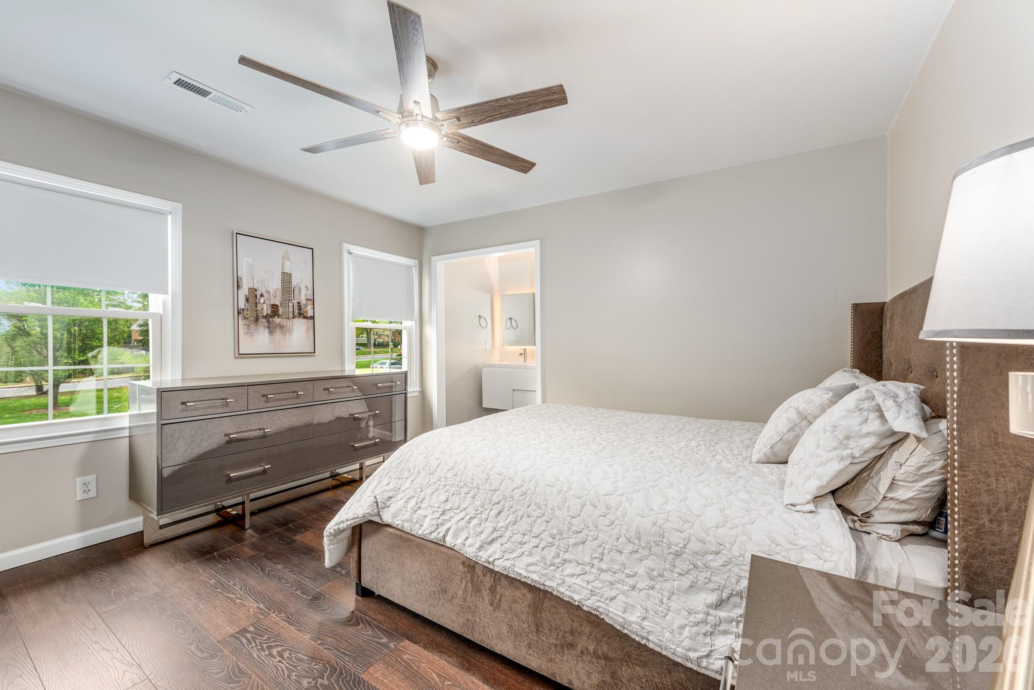 8308 Knights Bridge Road — Charlotte