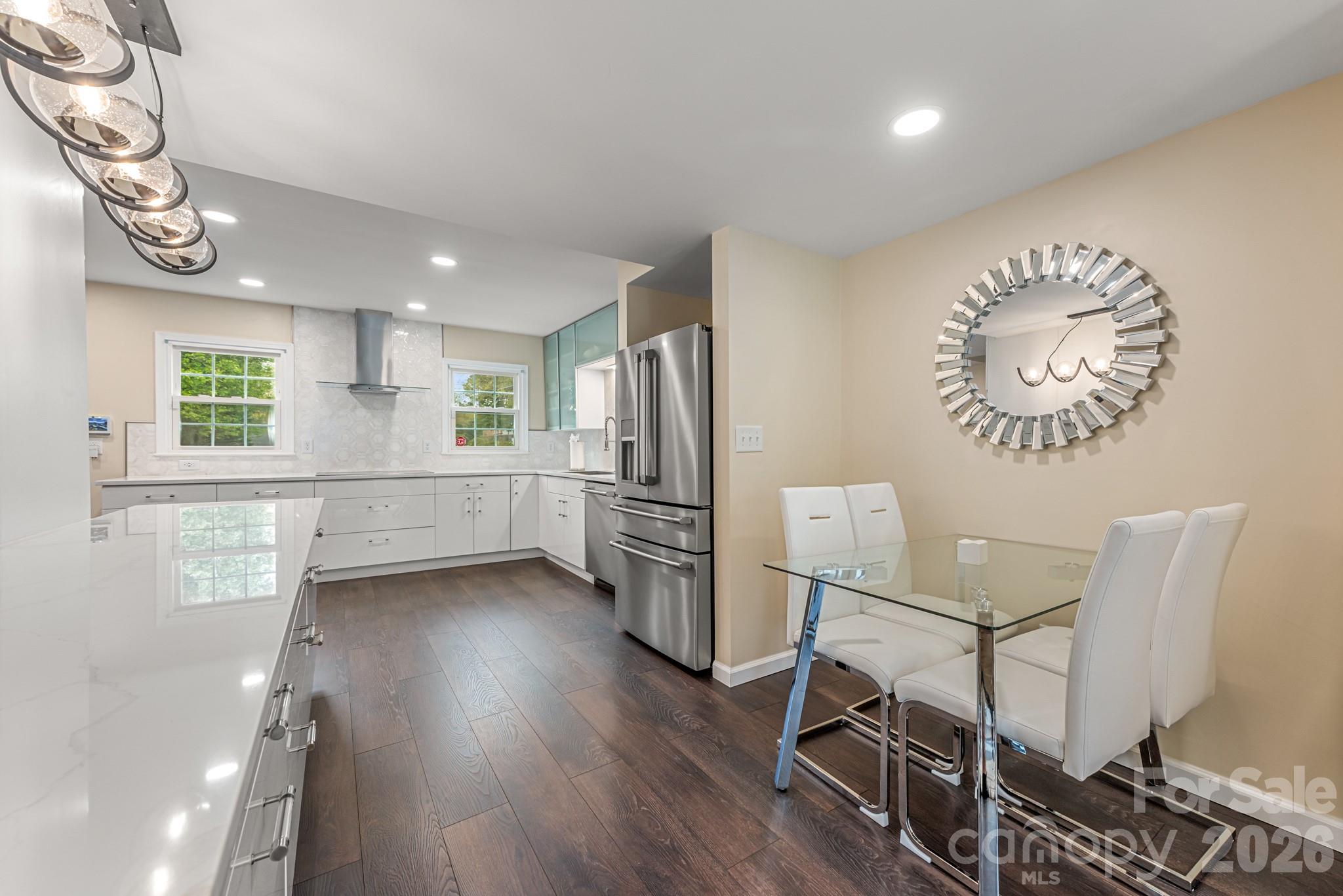 8308 Knights Bridge Road — Charlotte