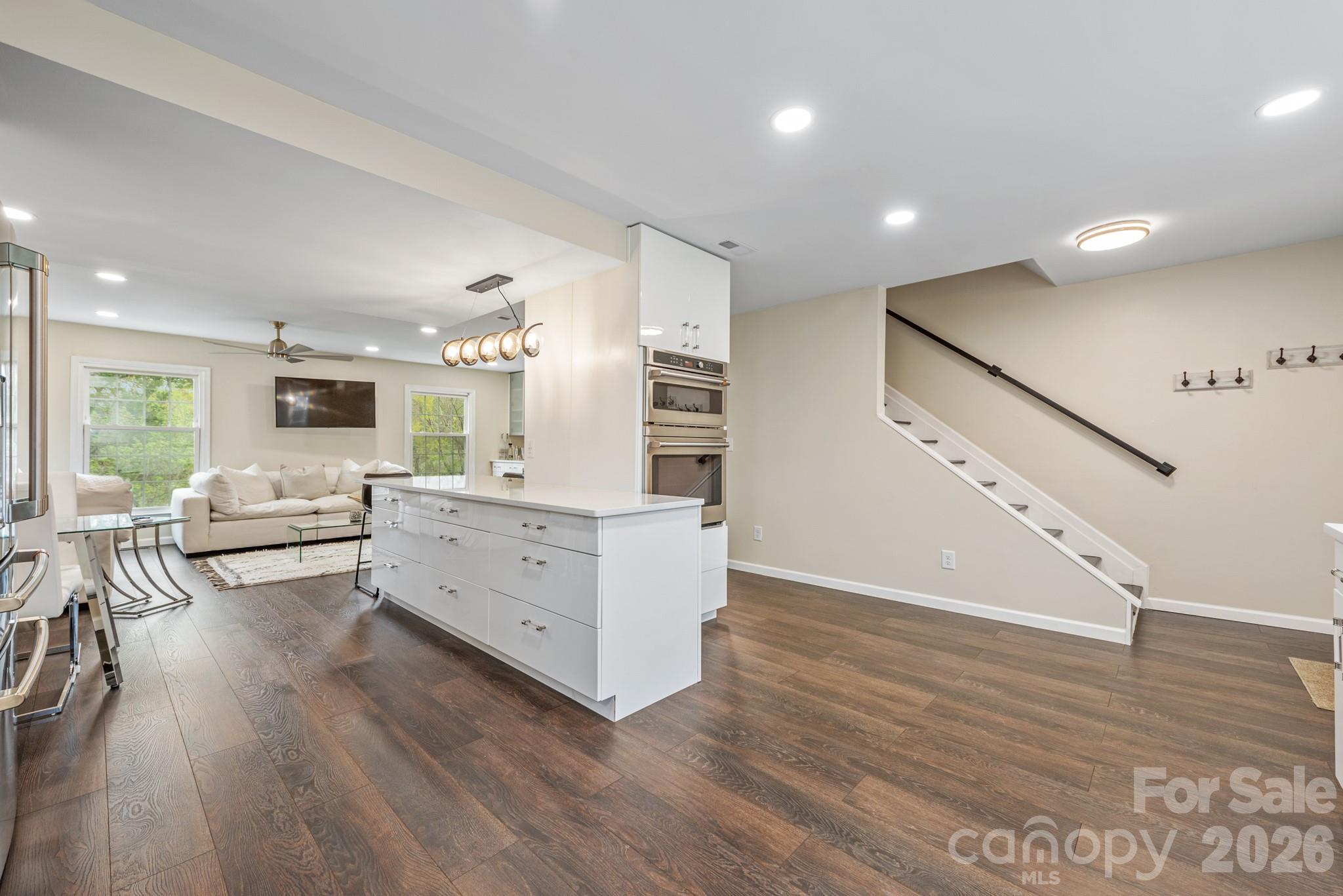 8308 Knights Bridge Road — Charlotte