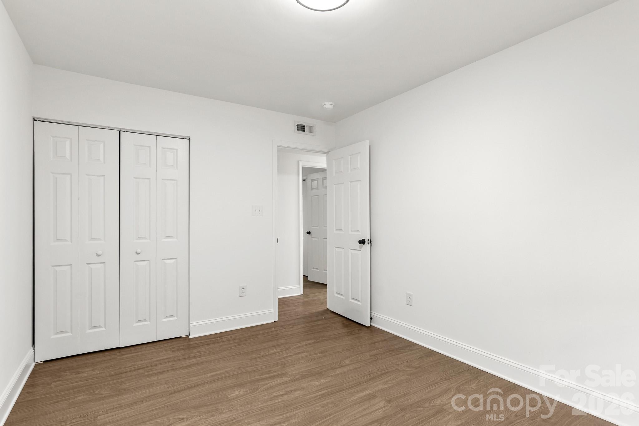 9006 Trailhead Court — Charlotte