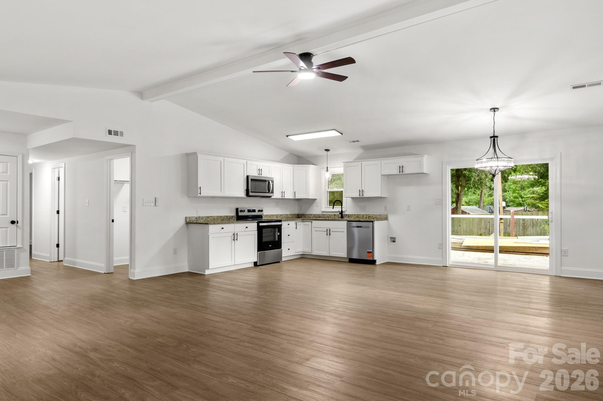 9006 Trailhead Court — Charlotte