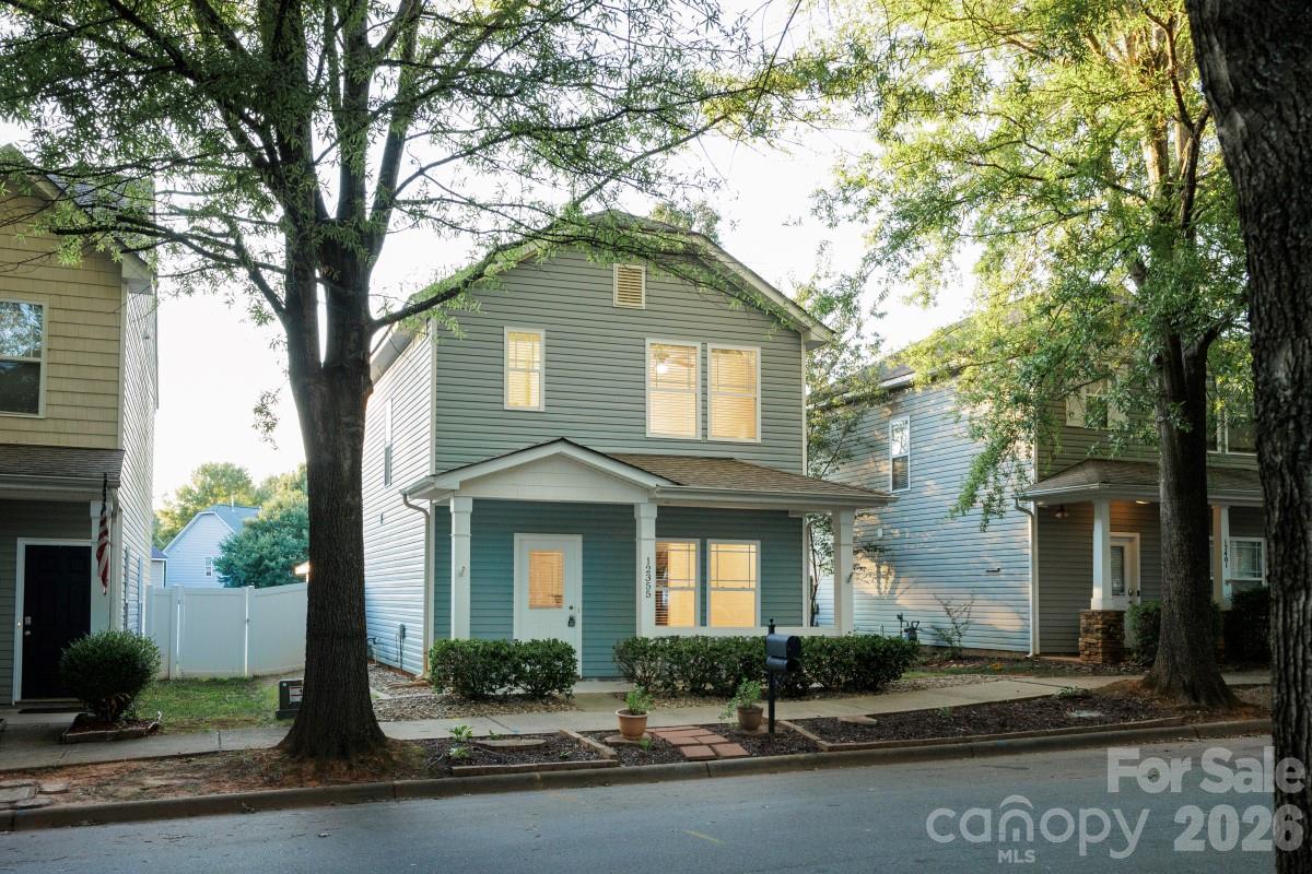 12355 Walden Lea Drive — Huntersville