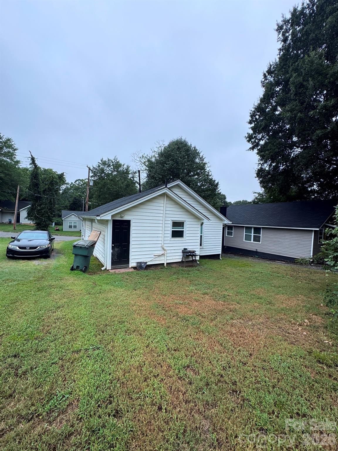 512 S Gray Street — Gastonia