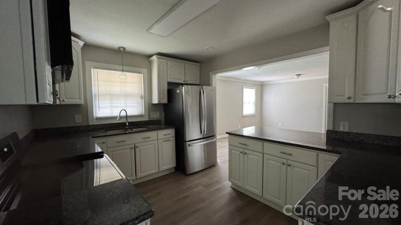 7511 Monroe Road — Charlotte