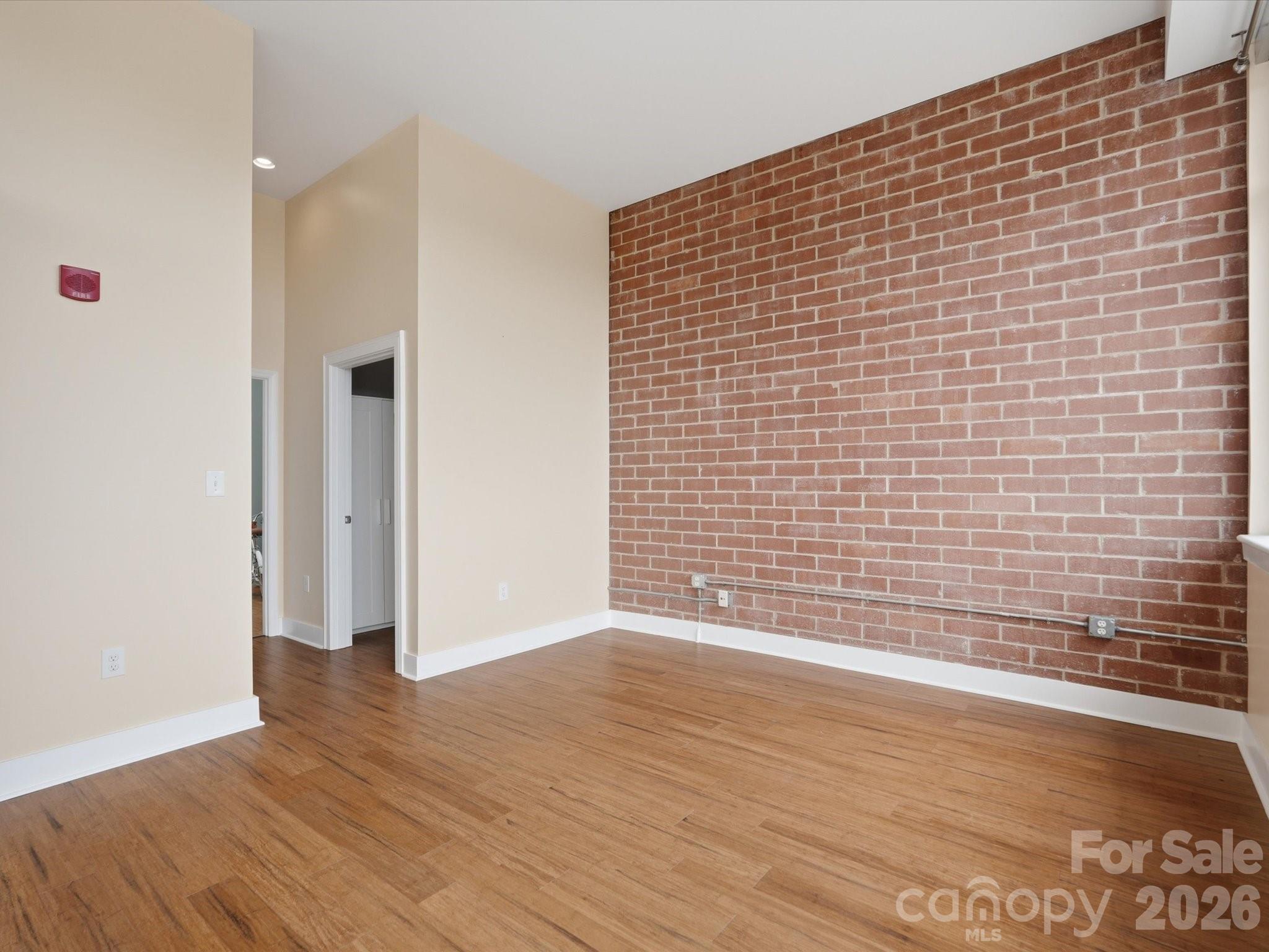 710 W Trade Street — Charlotte