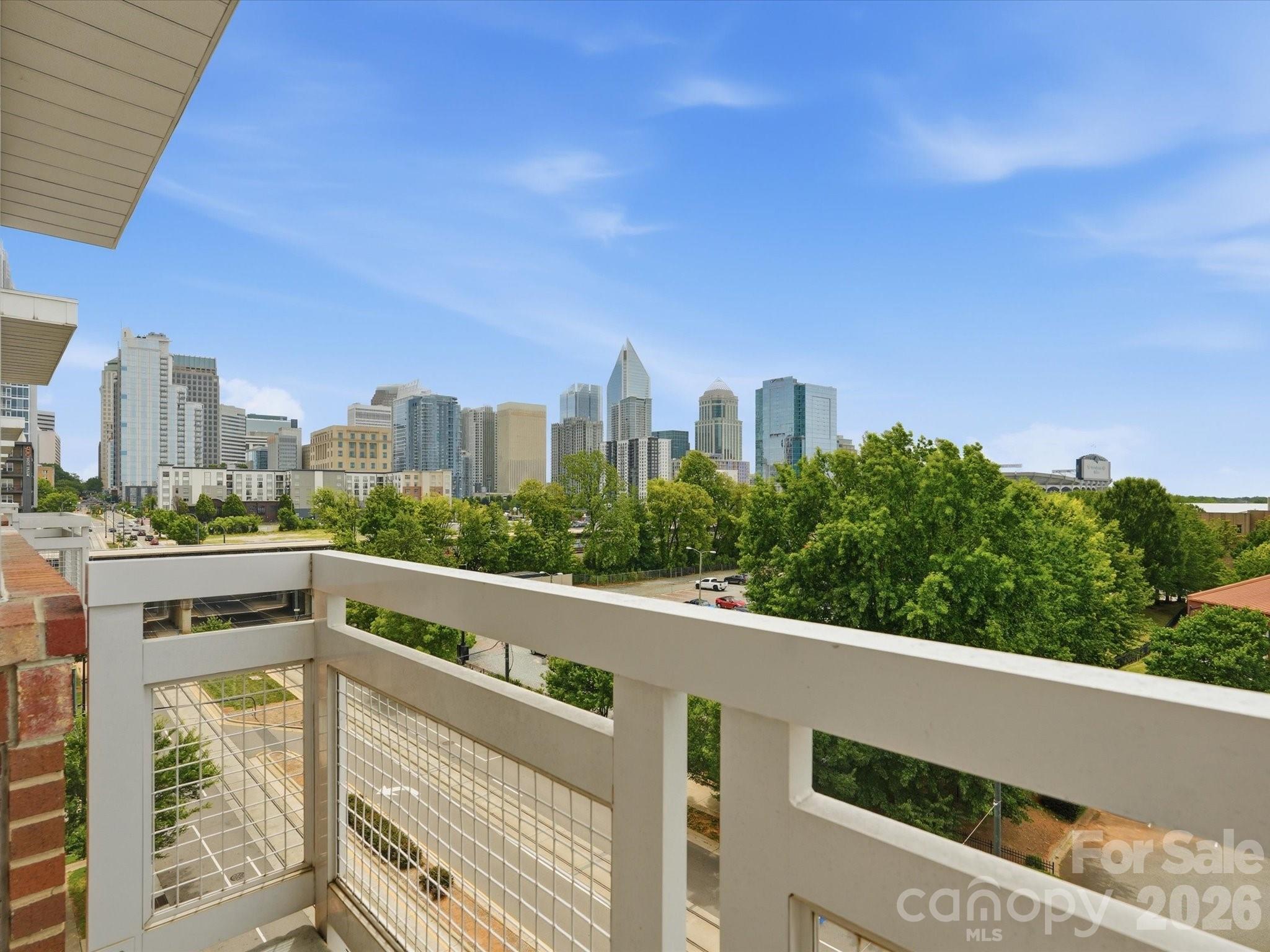 710 W Trade Street — Charlotte