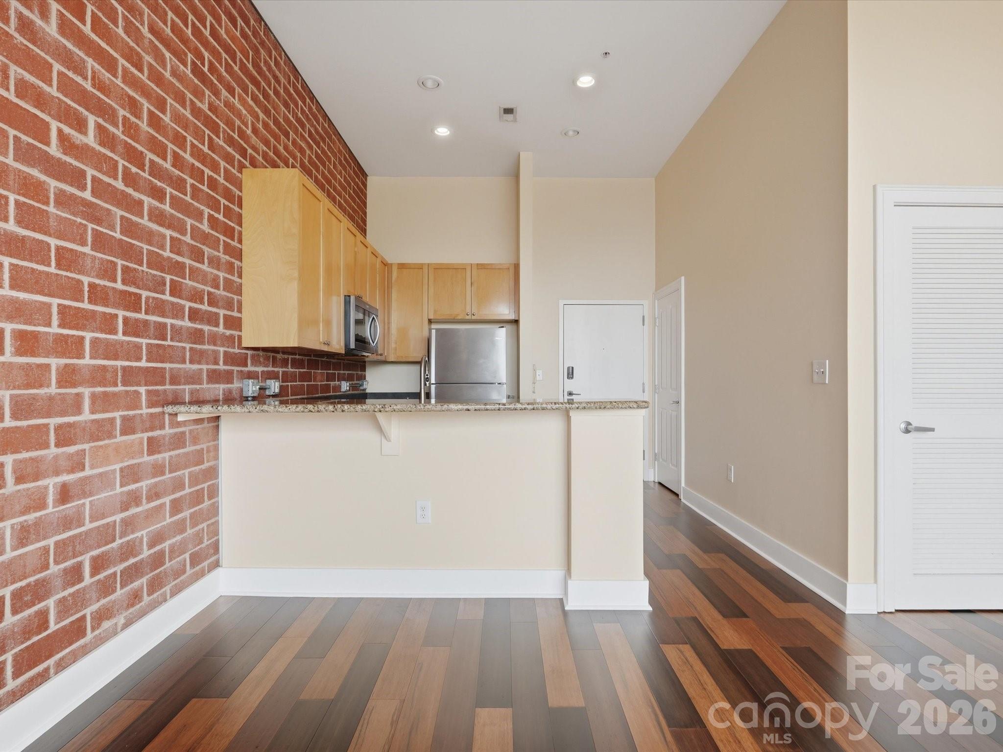 710 W Trade Street — Charlotte