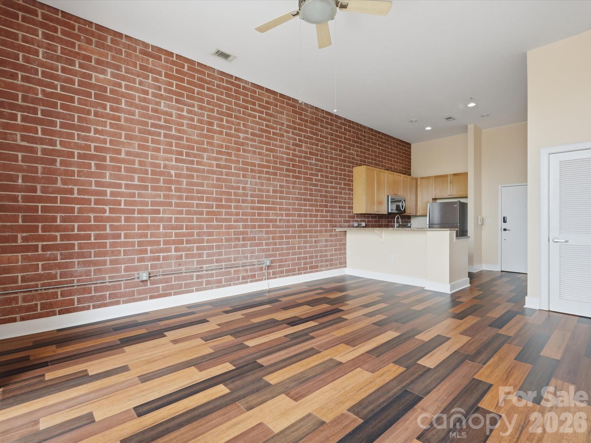 710 W Trade Street — Charlotte
