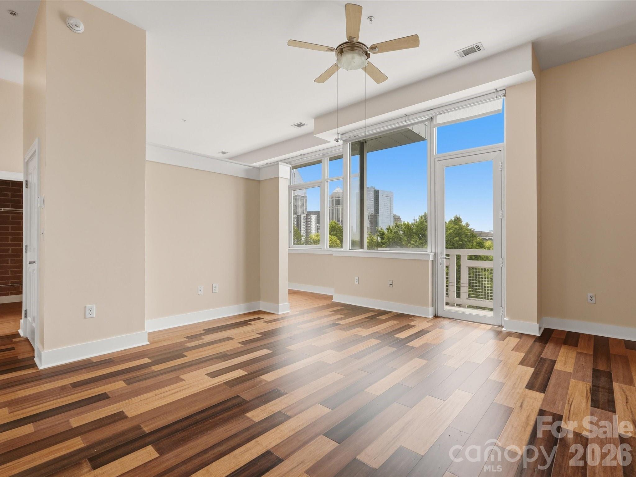 710 W Trade Street — Charlotte