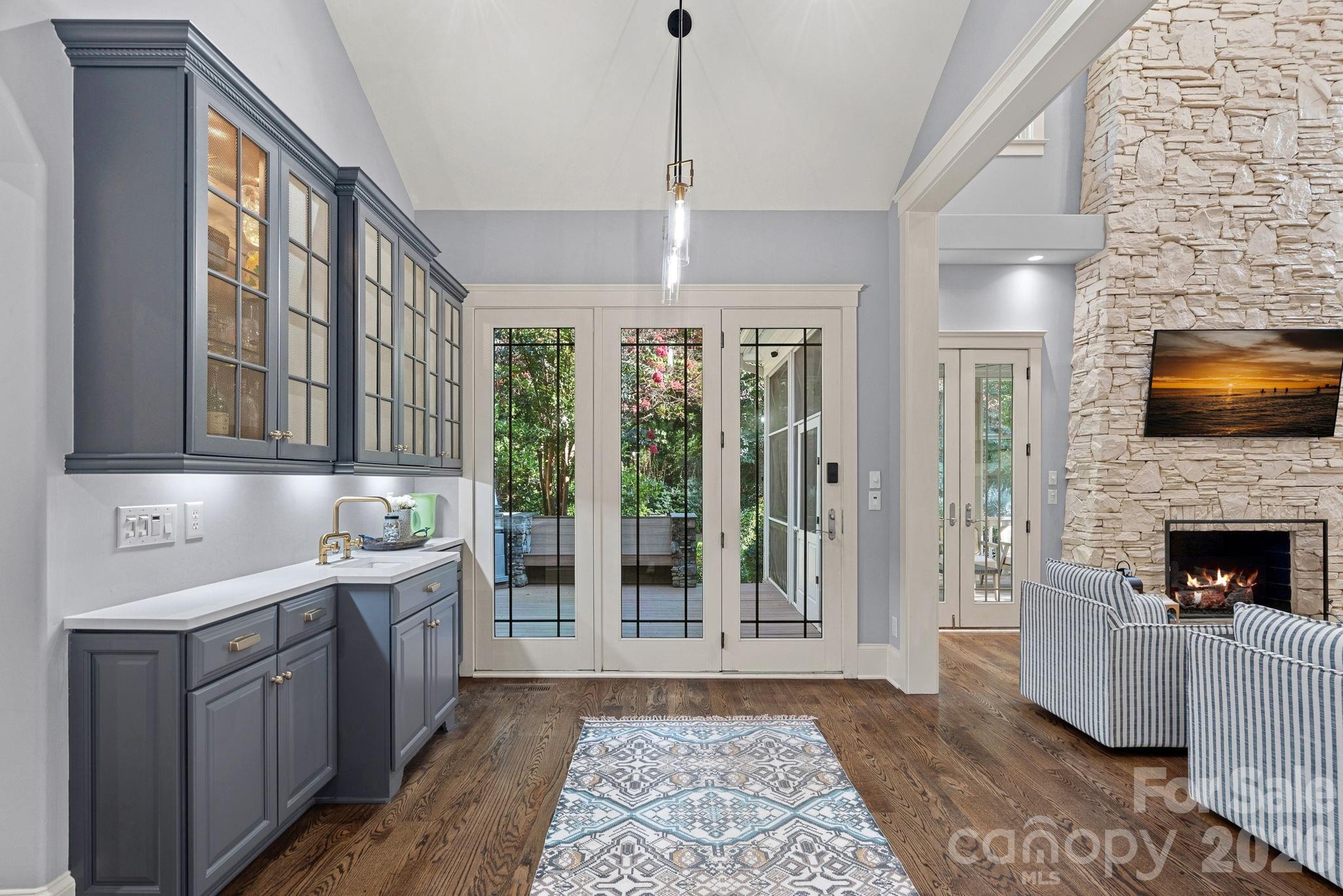 157 Dedham Loop — Mooresville