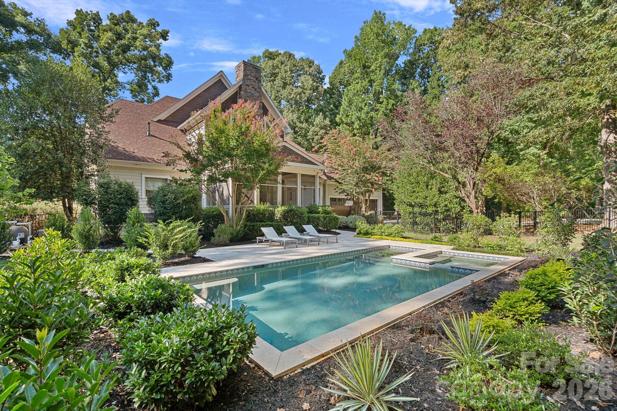 157 Dedham Loop — Mooresville