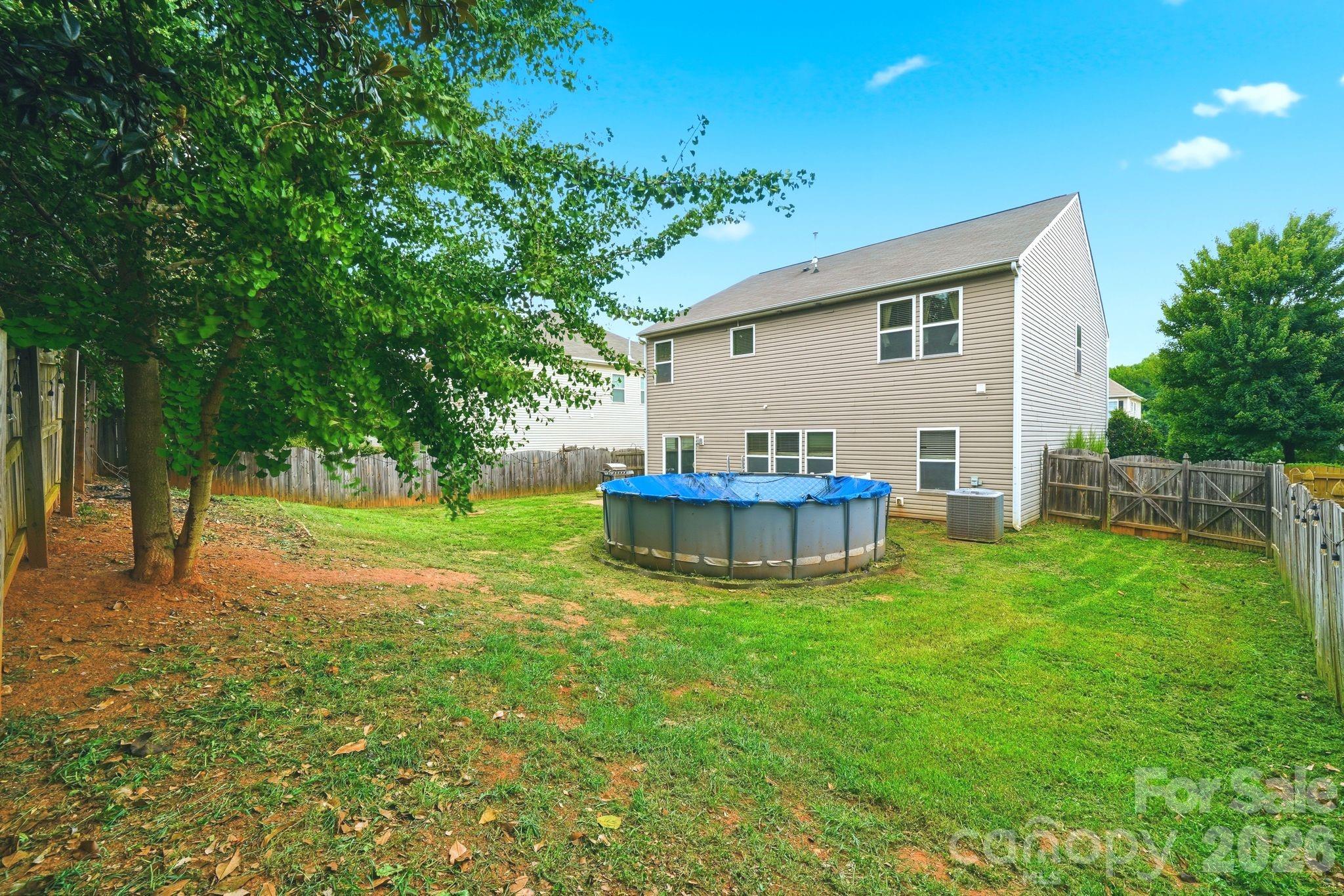 5011 Elementary View Drive — Charlotte