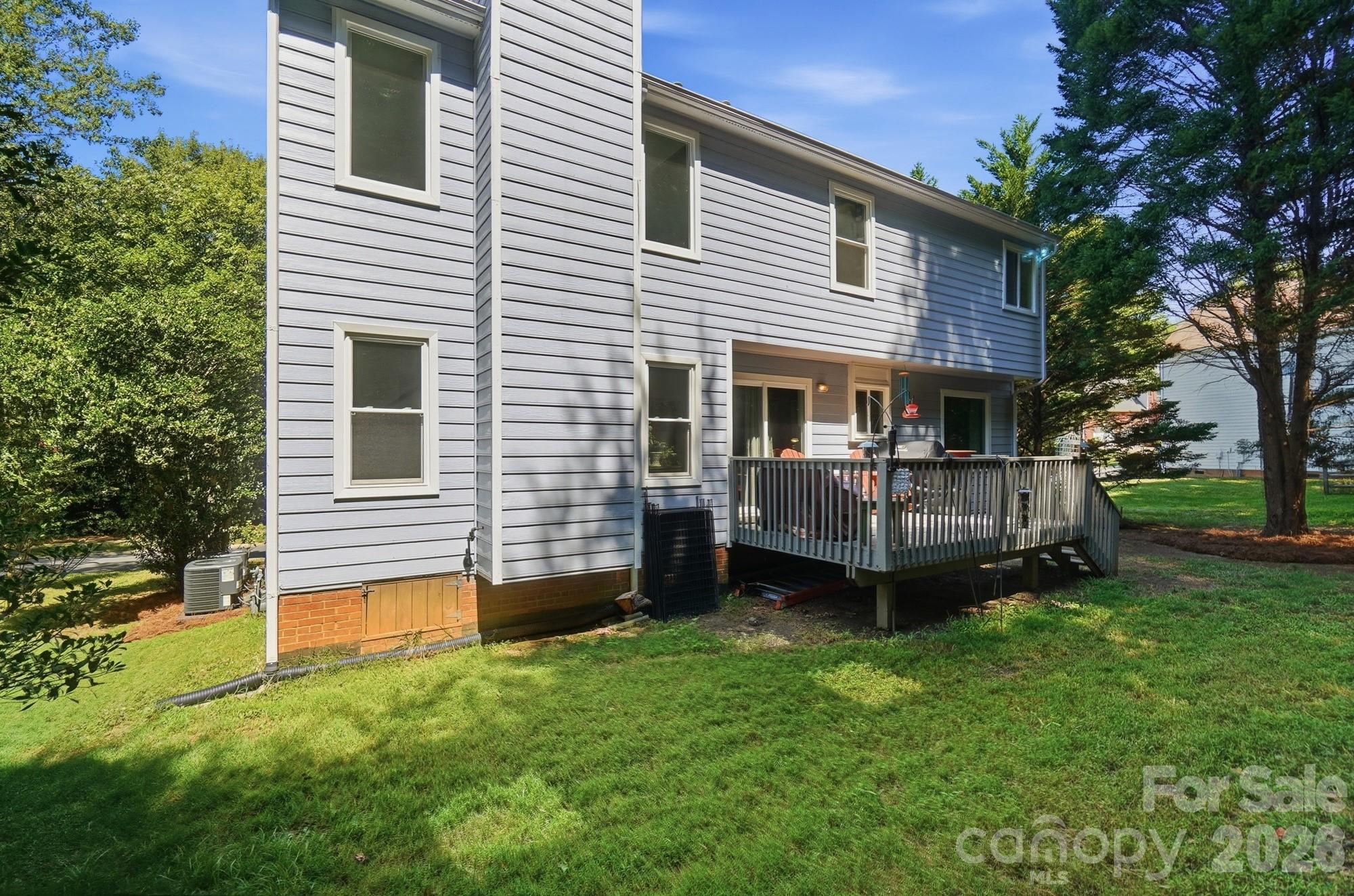 13901 Kings Carriage Lane — Charlotte