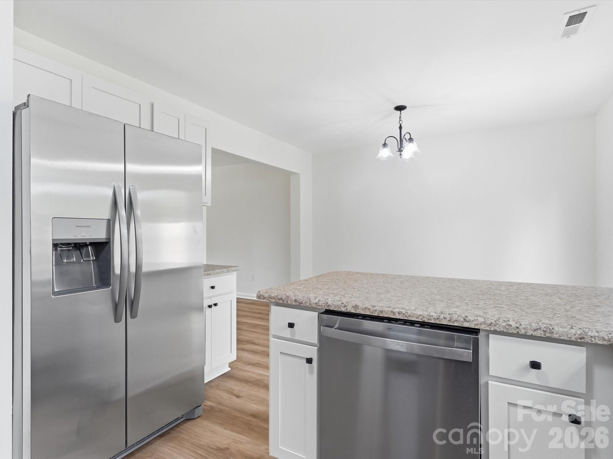 908 Lakehill Road — Charlotte