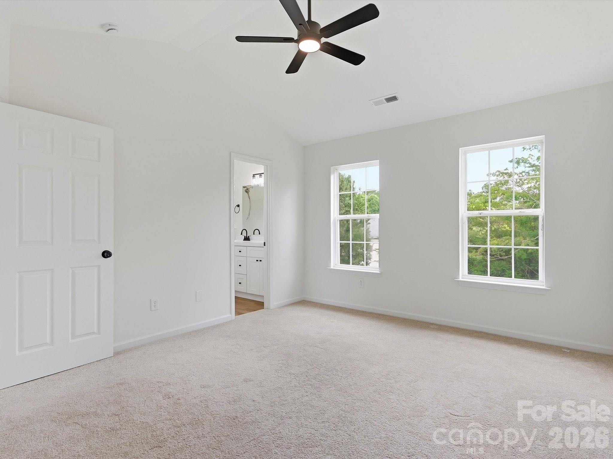 908 Lakehill Road — Charlotte